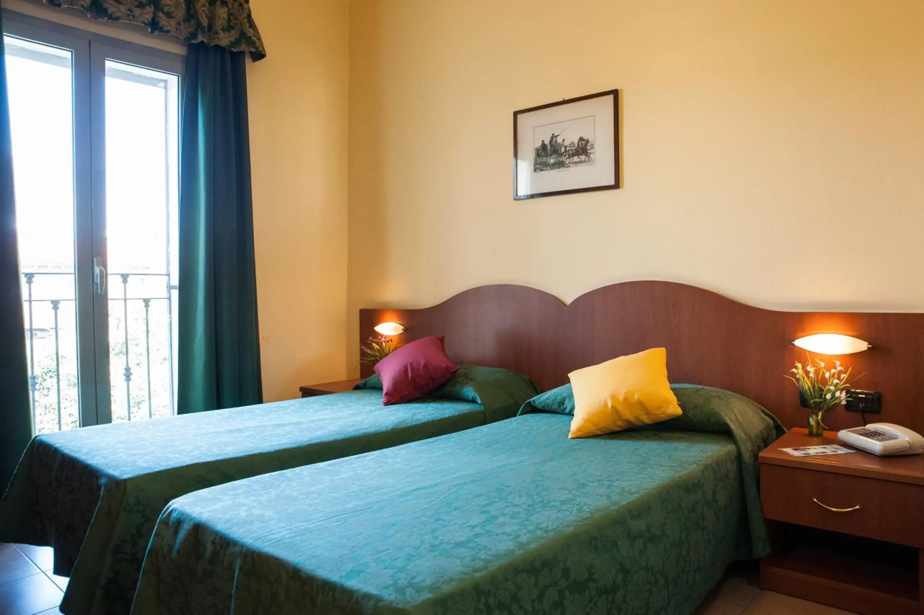 Twin Room in The Best Hotel Twin Room in The Best Hotel