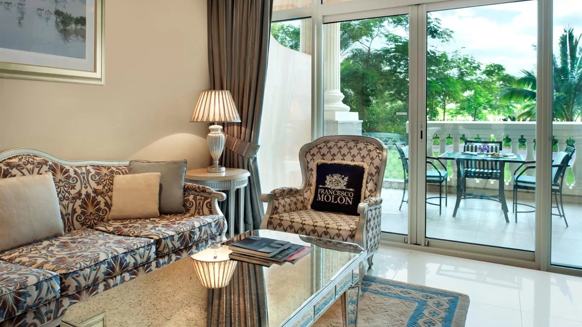 Living room in Kempinski Hotel Palm Jumeirah