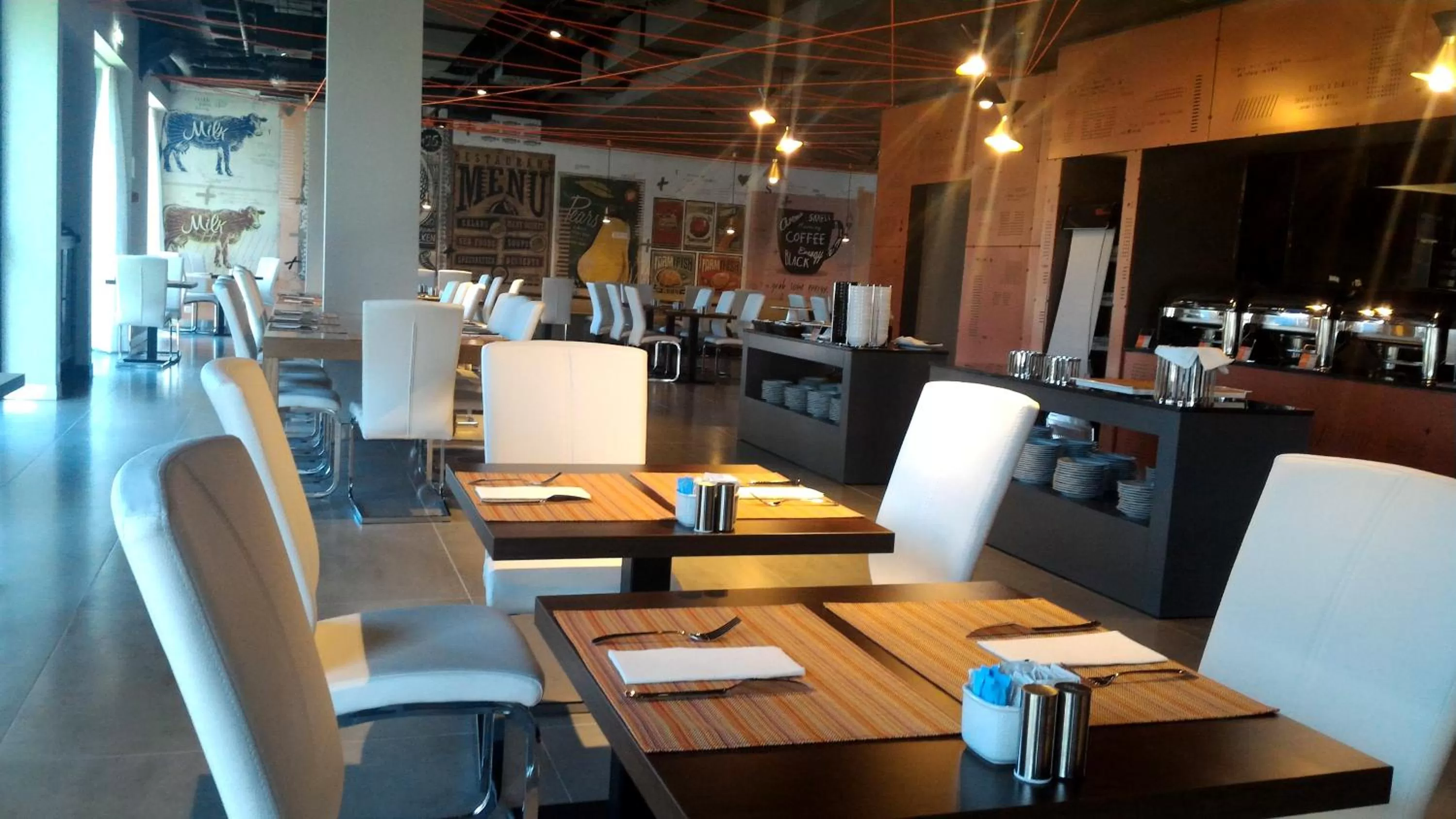 Restaurant/places to eat in Star inn Lisbon Airport