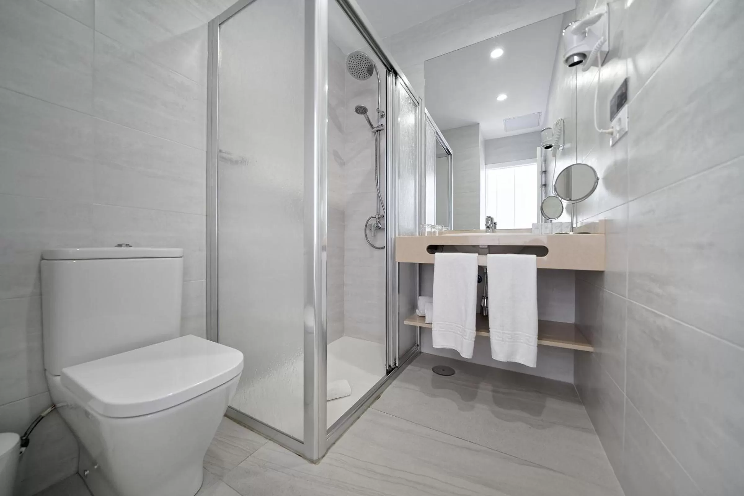 Toilet in Hotel Matilde by Grupo Matilde