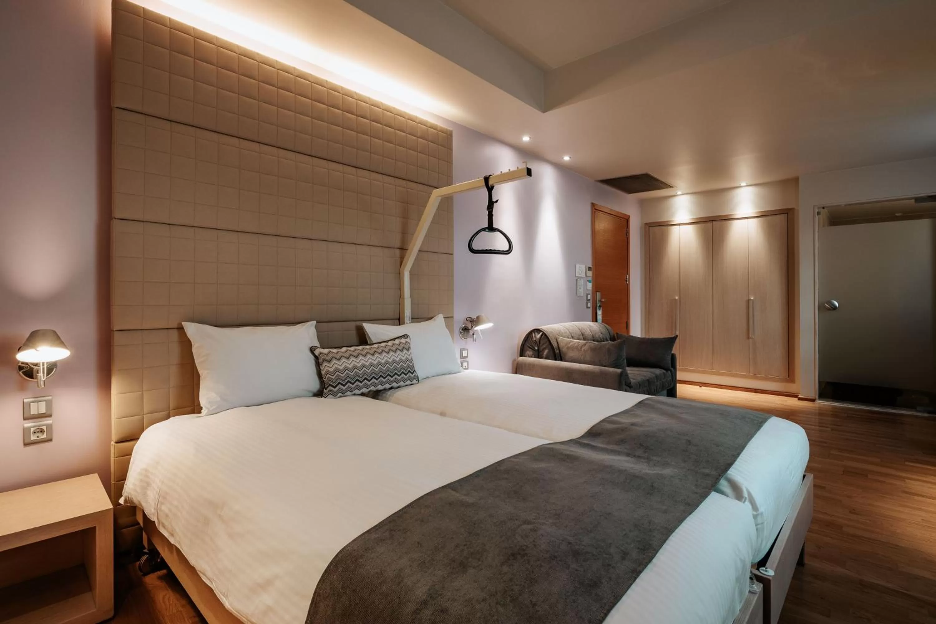 Photo of the whole room, Bed in Domotel Olympia