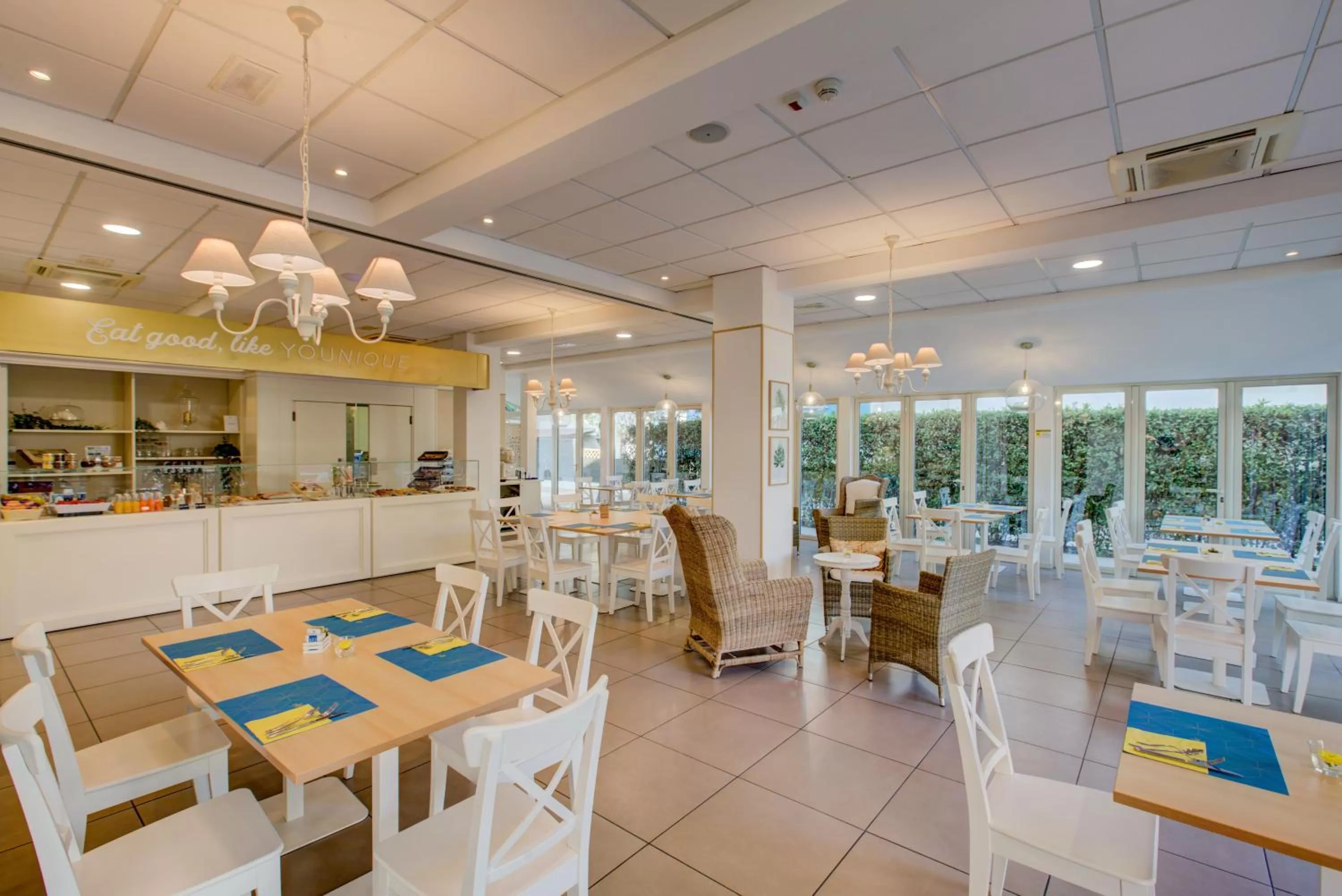 Breakfast in BeYou Hotel Villa Rosa