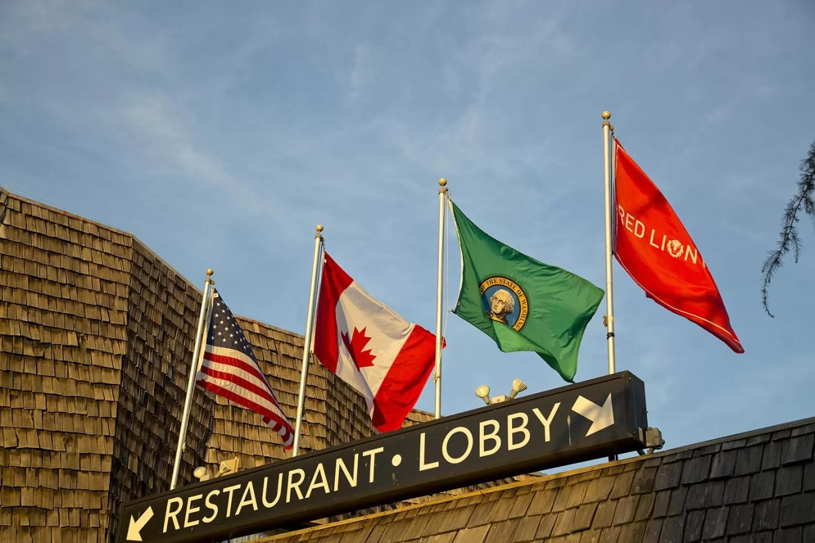 Decorative detail in Red Lion Hotel Port Angeles Harbor