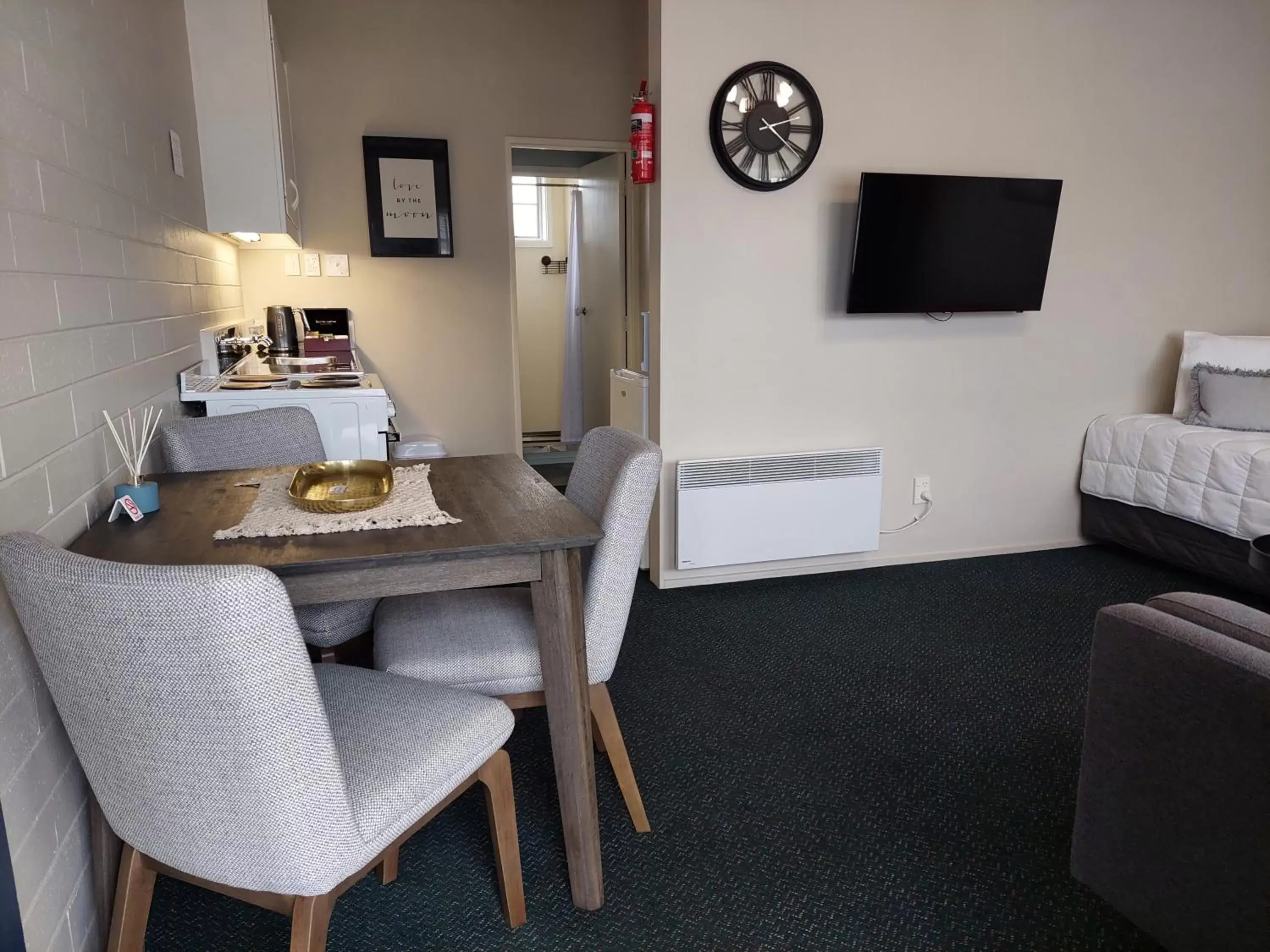 One-Bedroom Apartment in Colonial on Tay One-Bedroom Apartment in Colonial on Tay