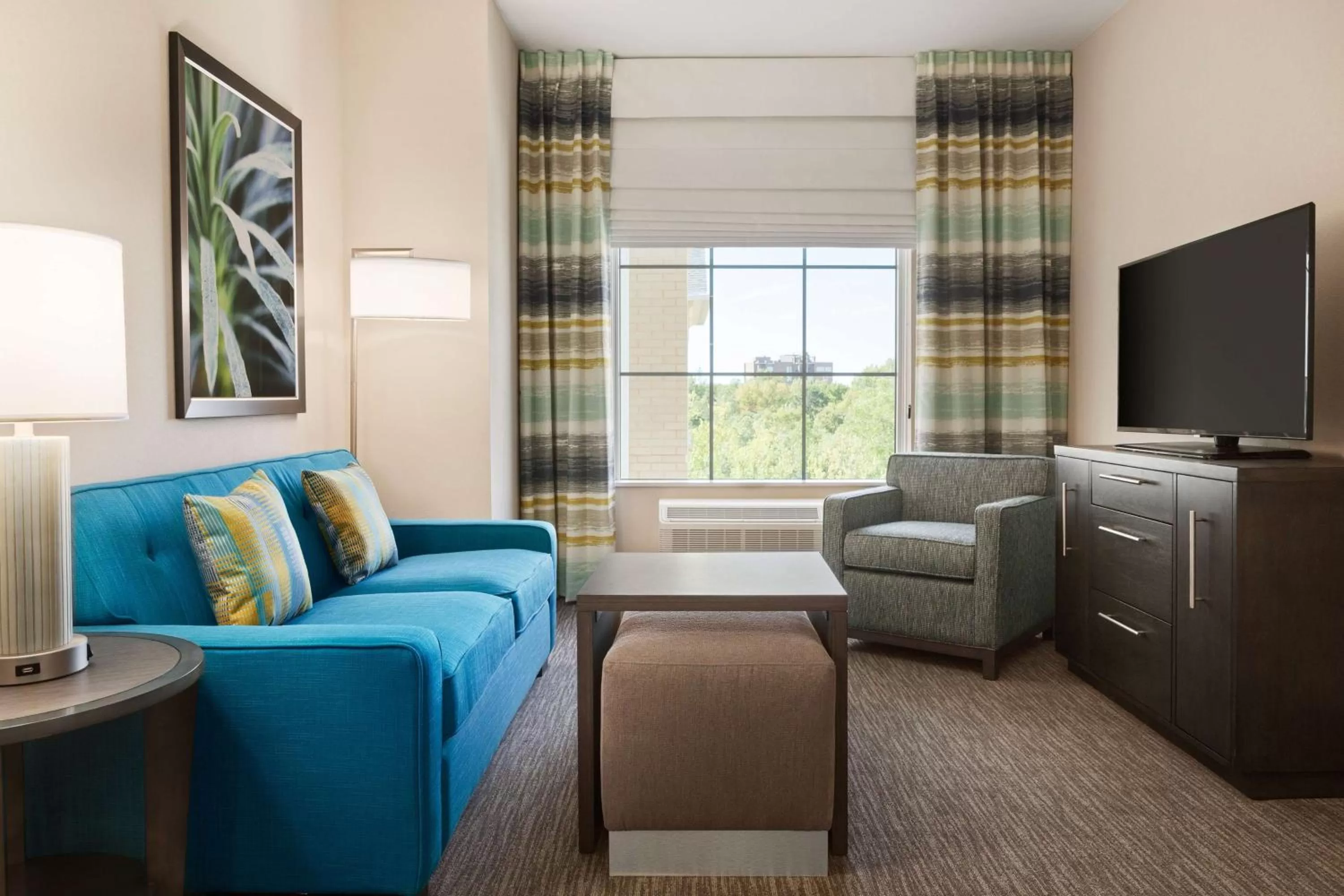 Living room in Homewood Suites By Hilton Charlotte Southpark