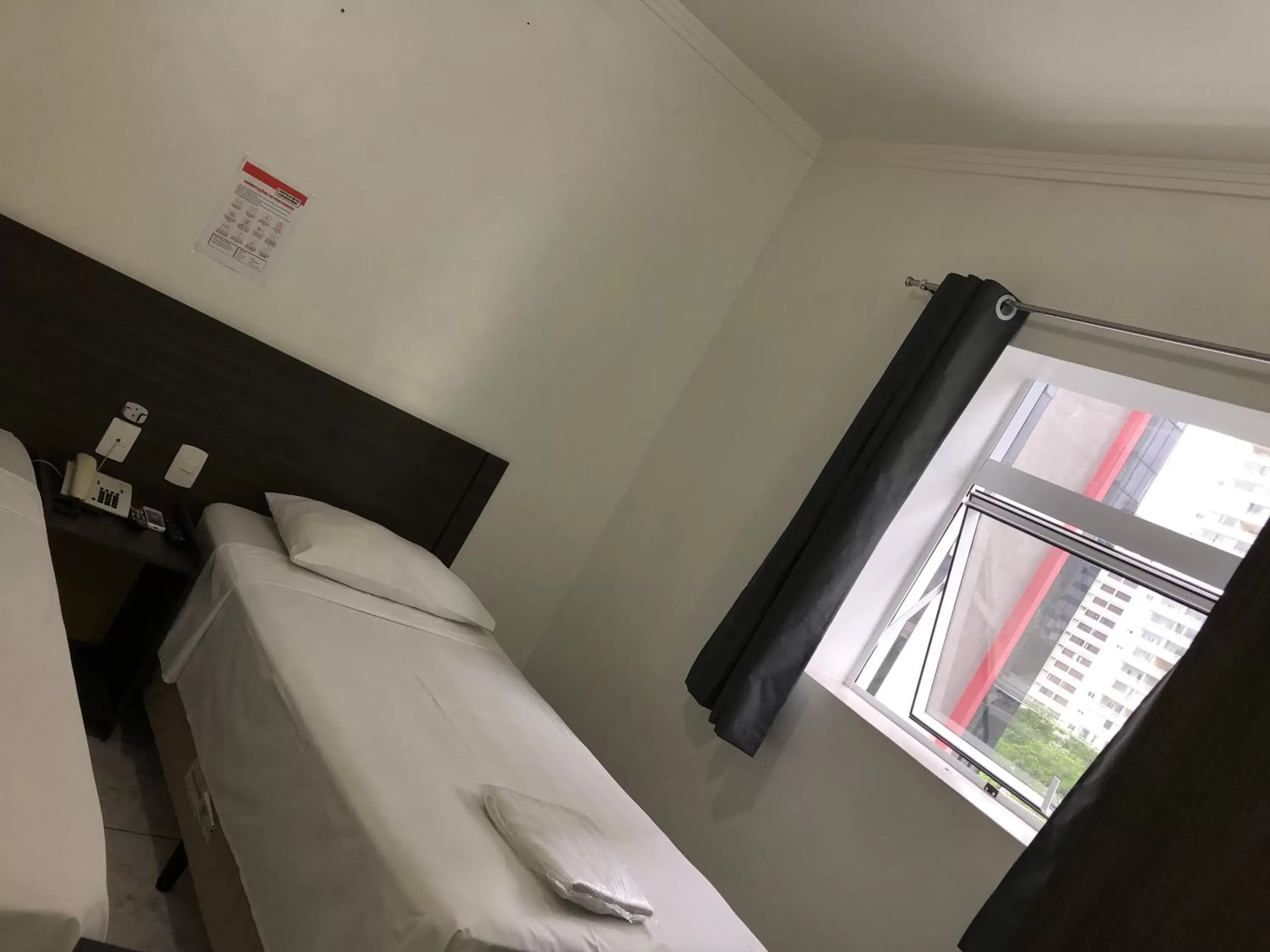 Twin Room - single occupancy in Center Plaza Hotel Twin Room - single occupancy in Center Plaza Hotel