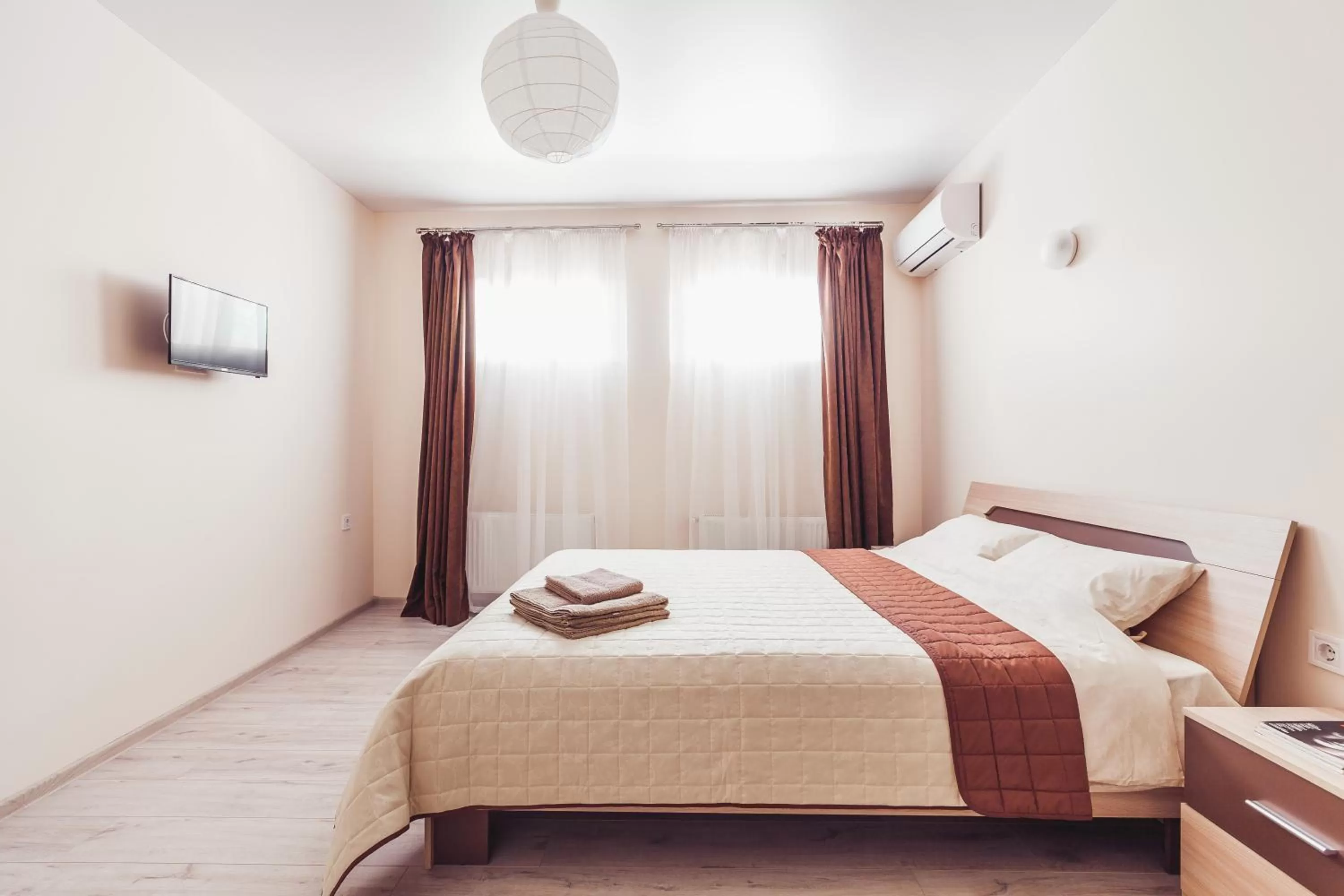 Bed in Apartments near Deribasovskaya