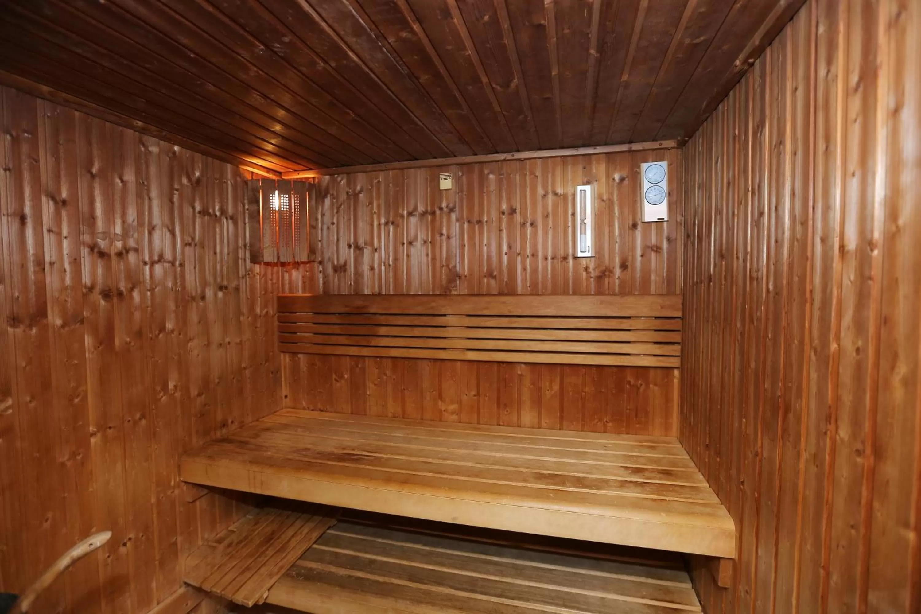 Massage in Ivory Grand Hotel Apartments