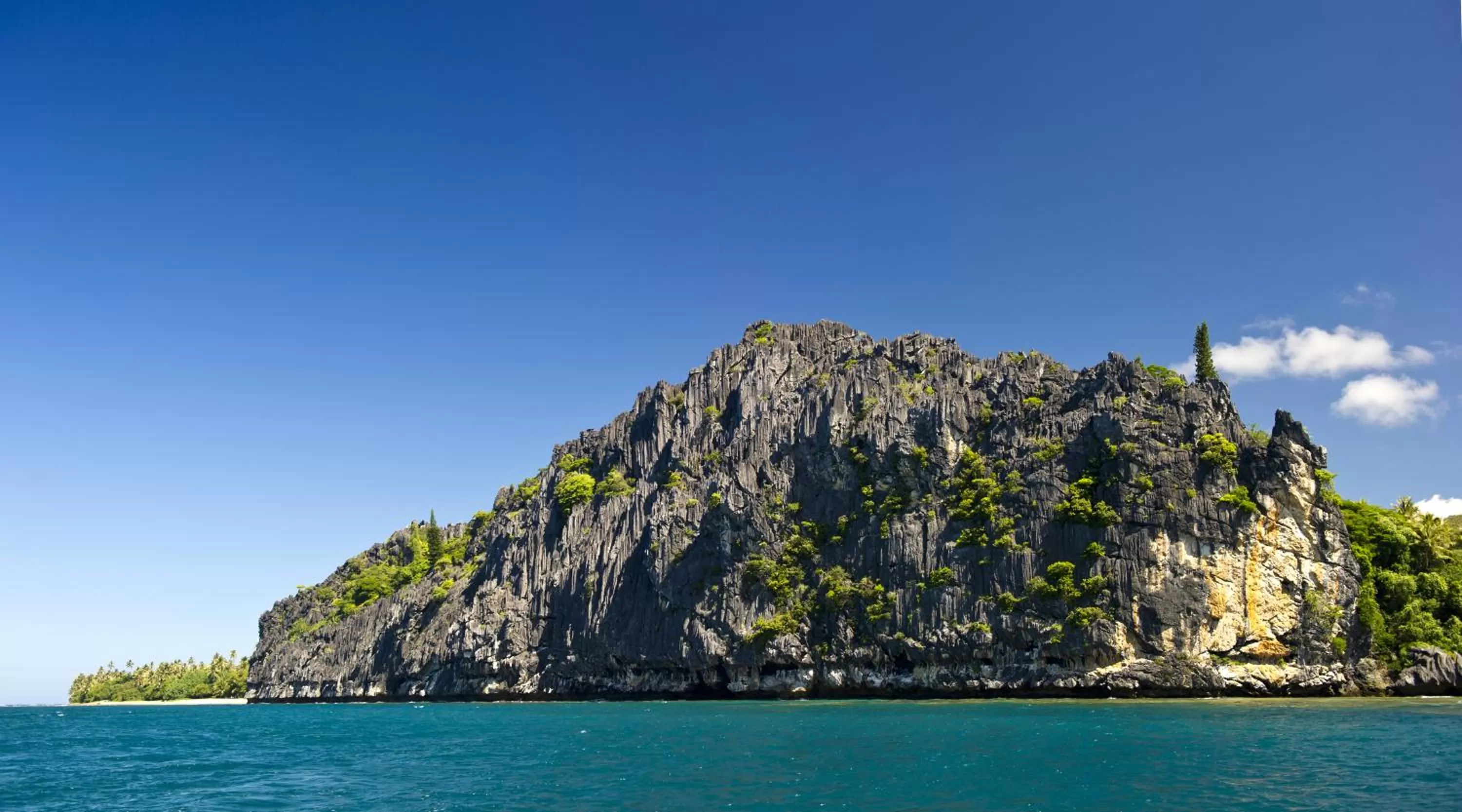 Facade/entrance in Hotel Koulnoue Village