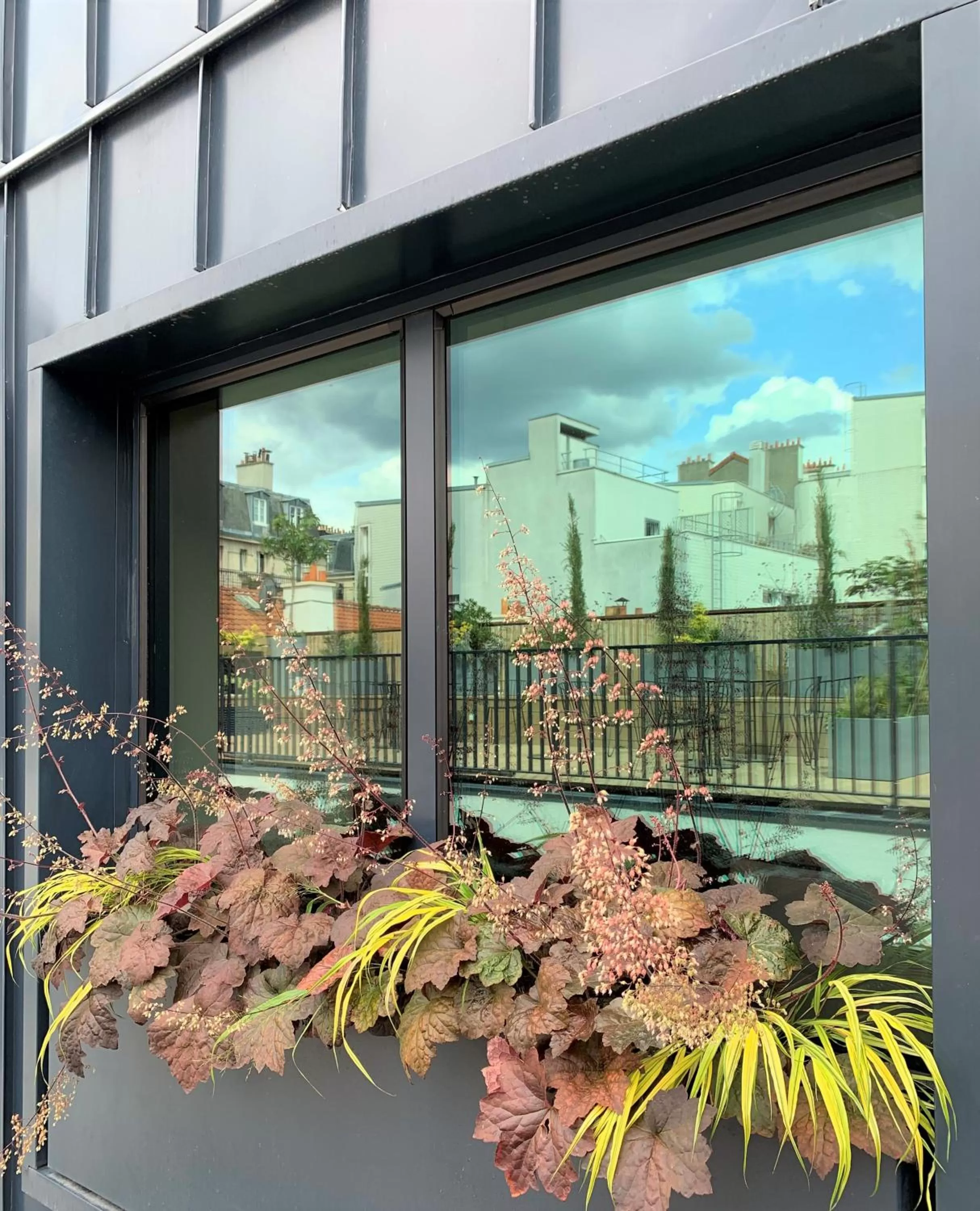 Natural landscape in Hôtel Wallace Paris, a Member of Design Hotels