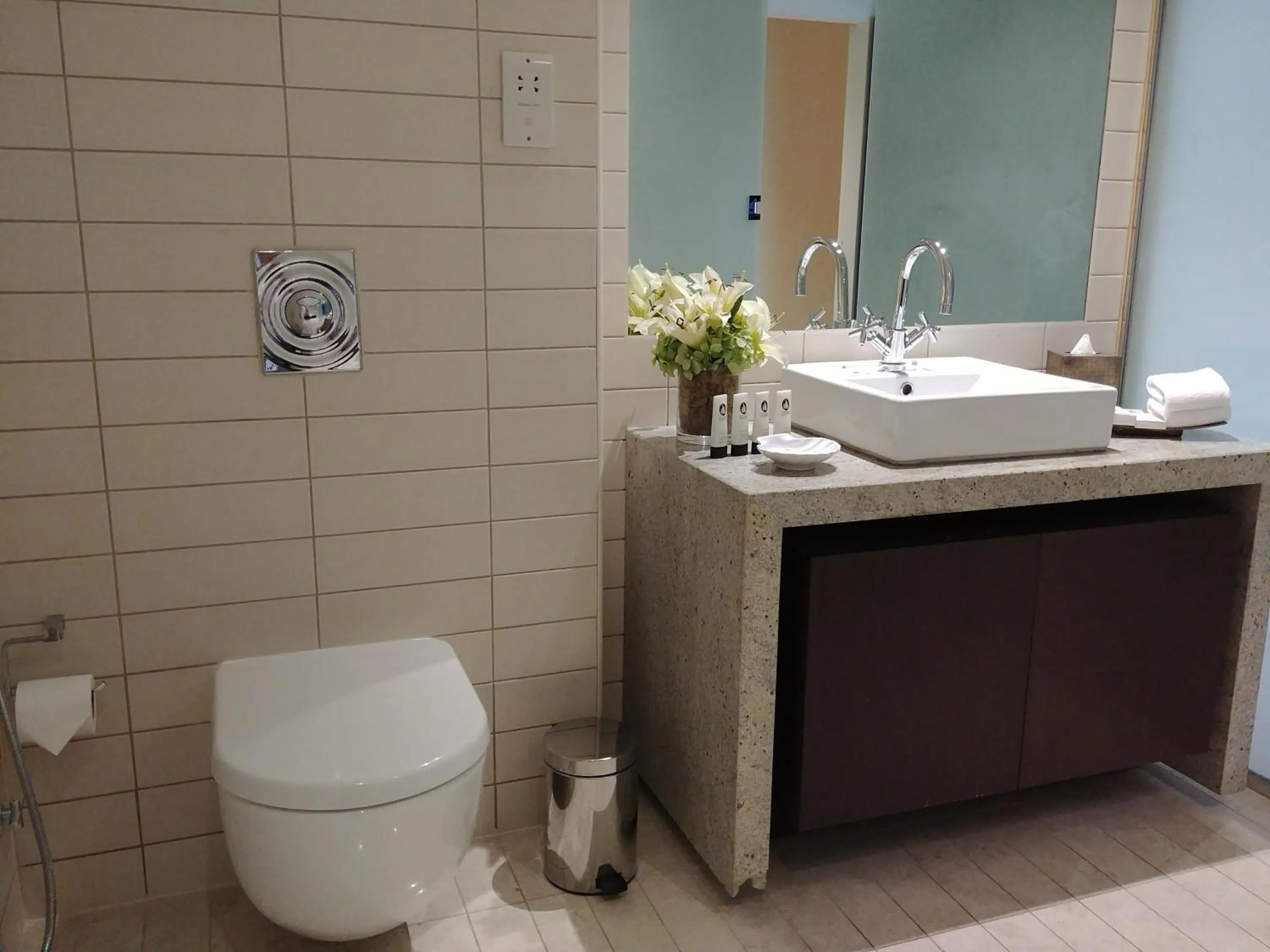 Bathroom in Ascott Park Place Dubai