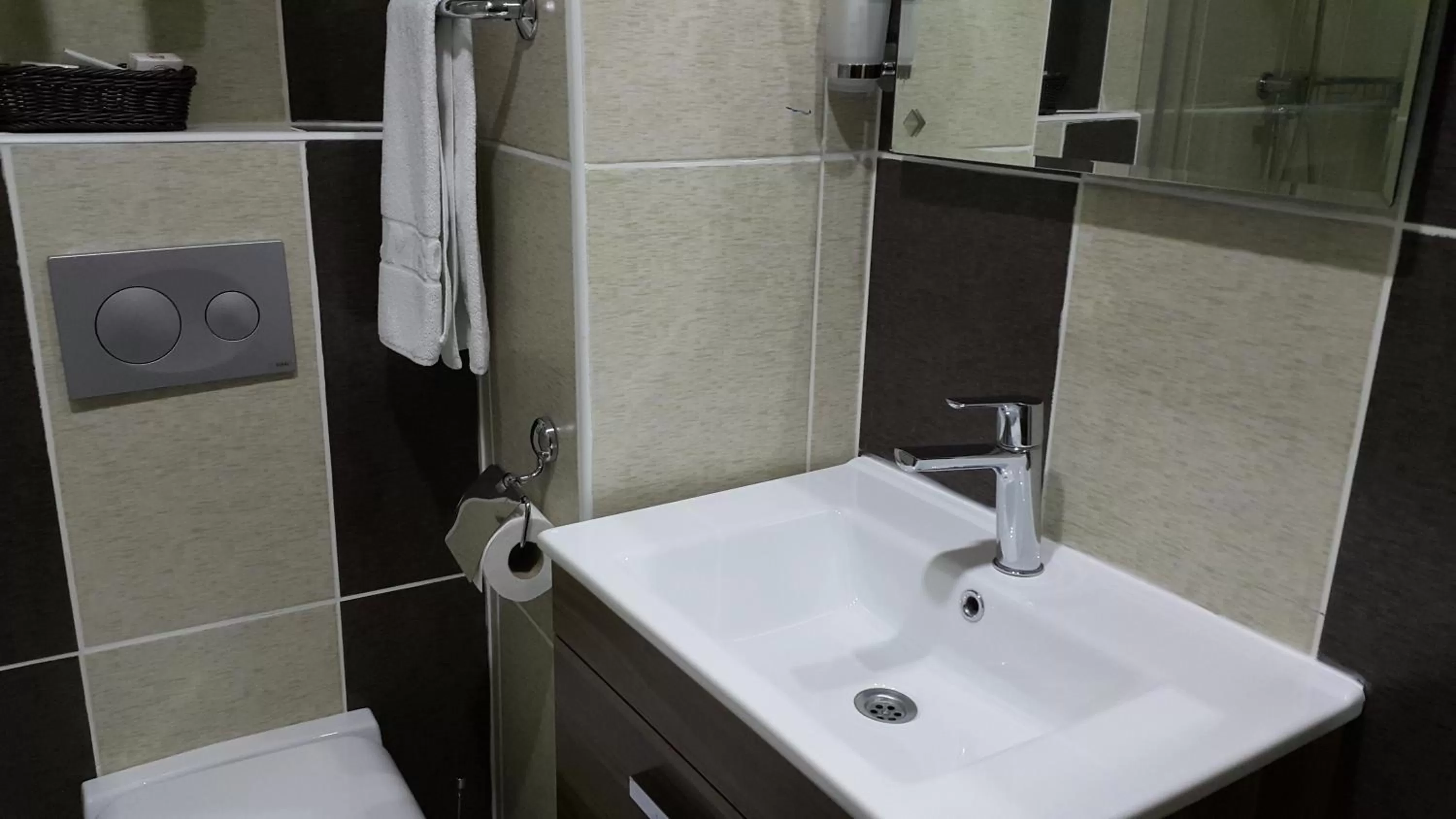 Shower, Bathroom in Miroglu Hotel