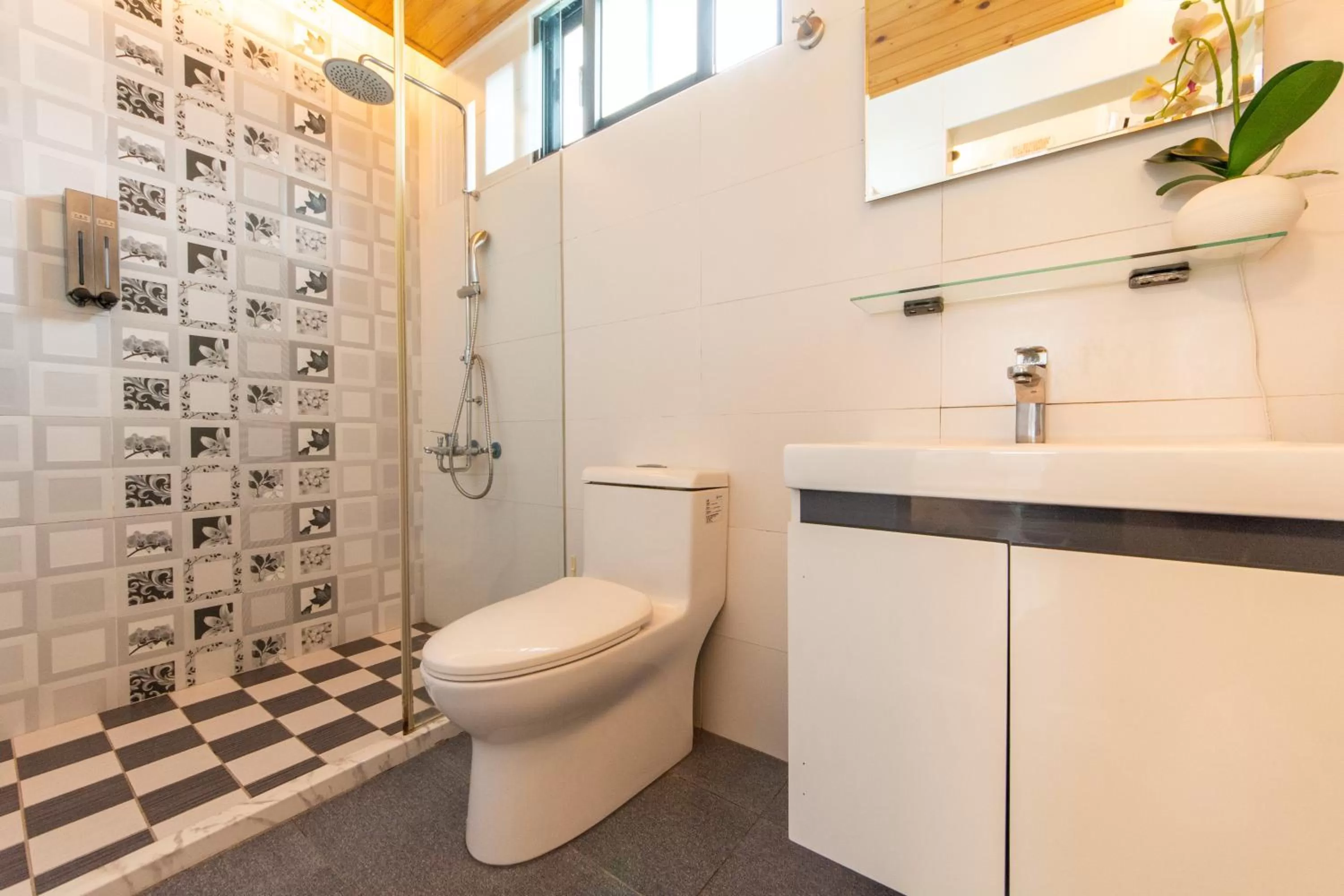 Toilet in Jinguann B&B