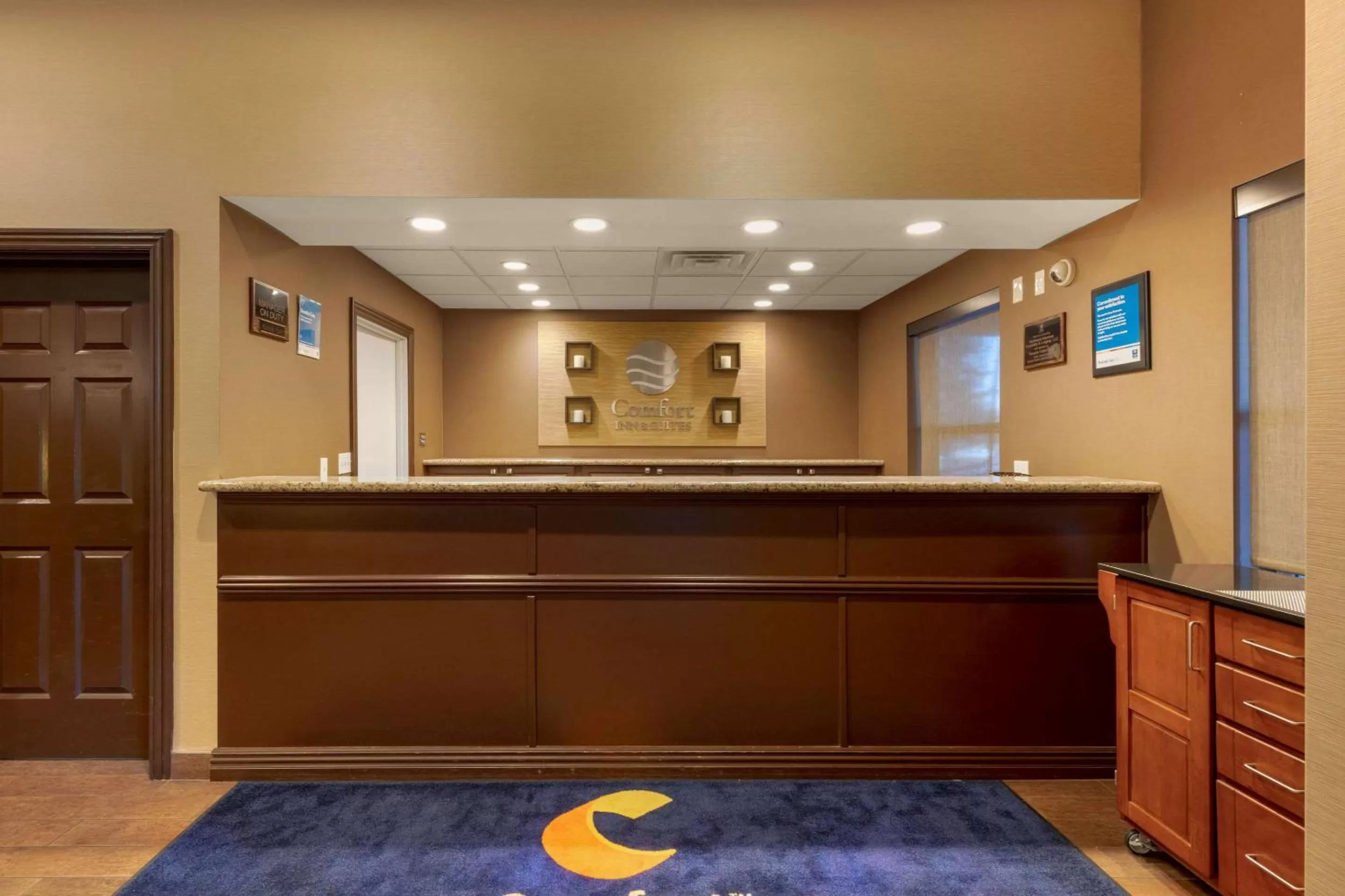 Lobby or reception in Comfort Inn & Suites Fayetteville-University Area