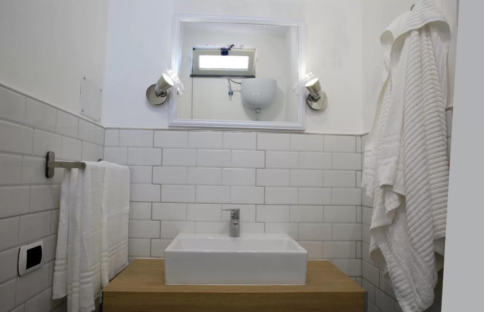 Shower, Bathroom in Villarosa pompei studios