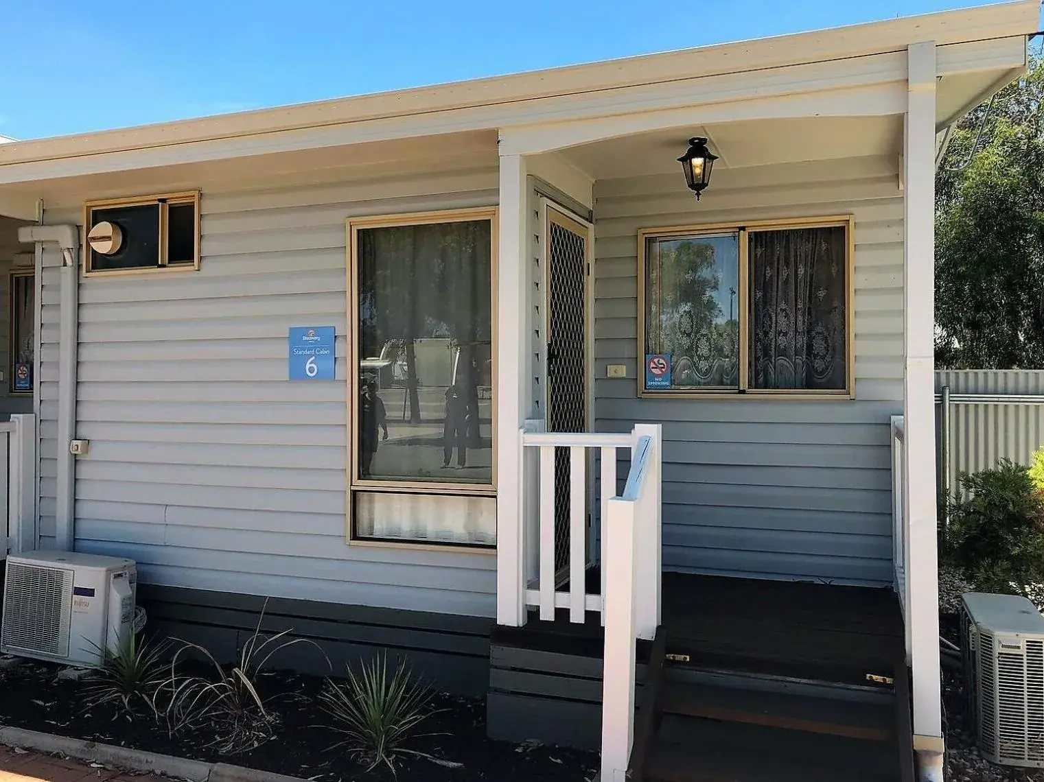 Standard 2 Bedroom Cabin in Discovery Parks - Kalgoorlie Goldfields Standard 2 Bedroom Cabin in Discovery Parks - Kalgoorlie Goldfields