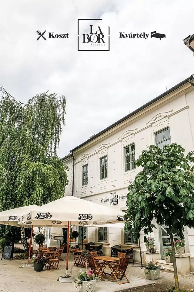 Property building in LaBor Kvártély