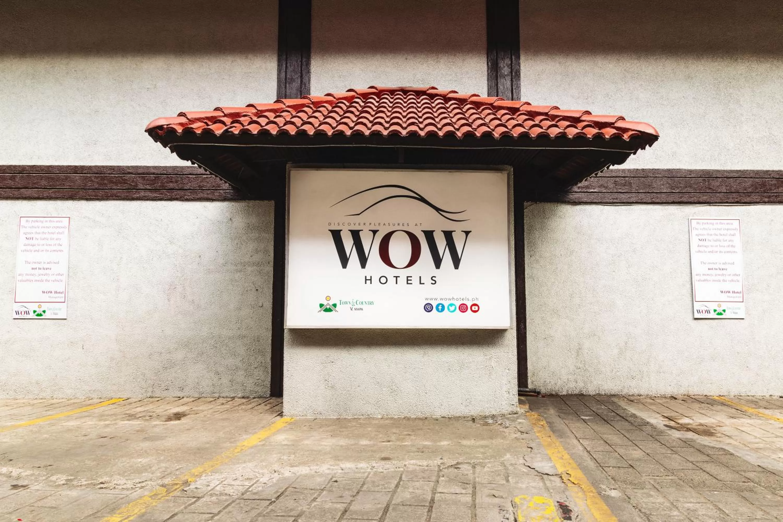 Property logo or sign in Town and Country Hotel V Mapa