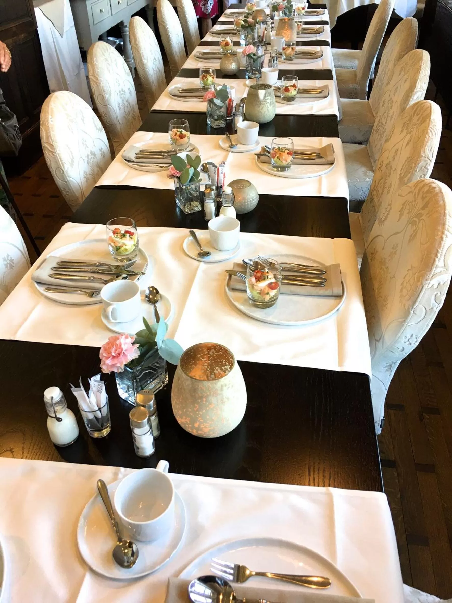 Restaurant/Places to Eat in Charmehotel Villa Saporis