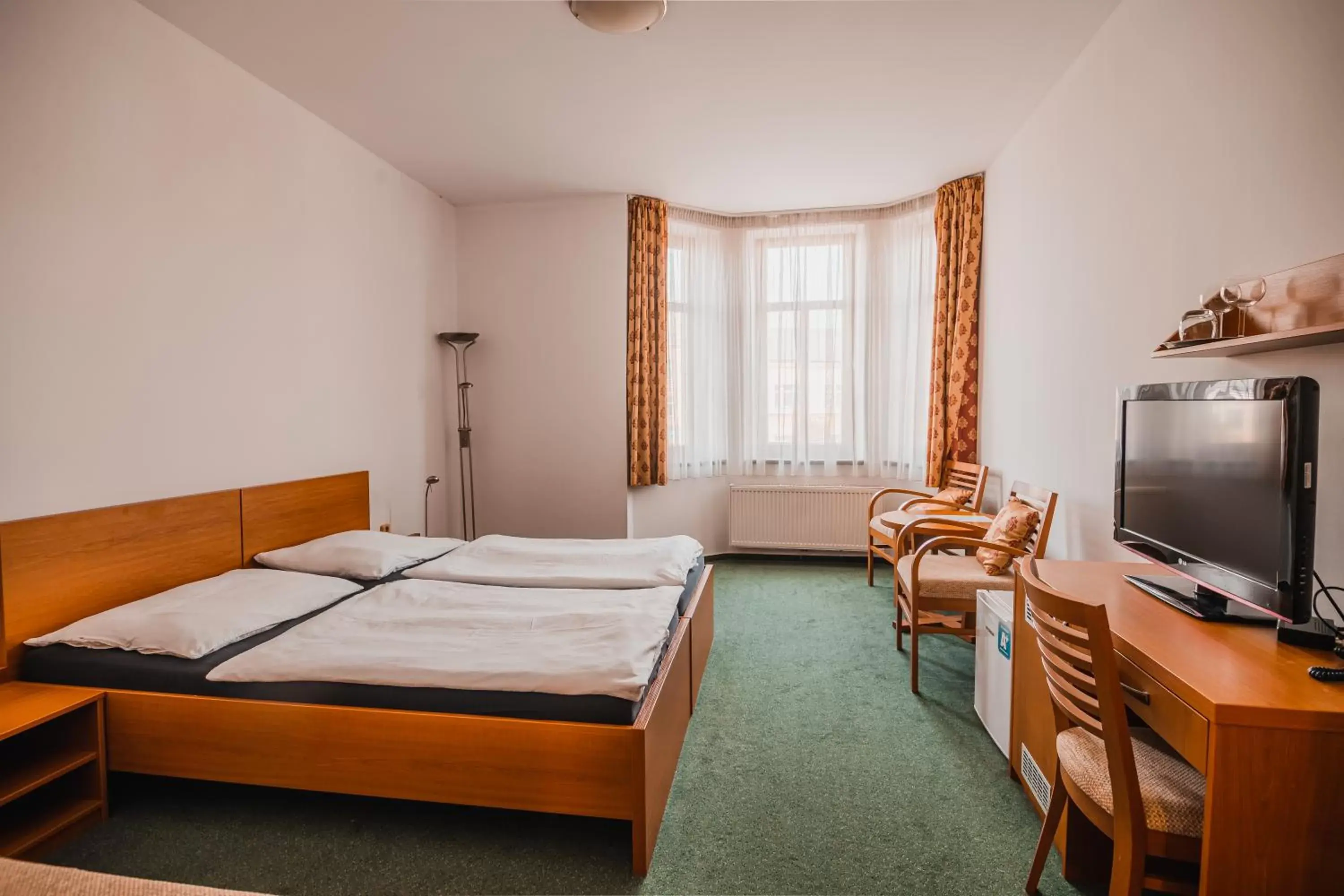 Double or Twin Room with Bathroom in Hotel Krajka**** Double or Twin Room with Bathroom in Hotel Krajka****