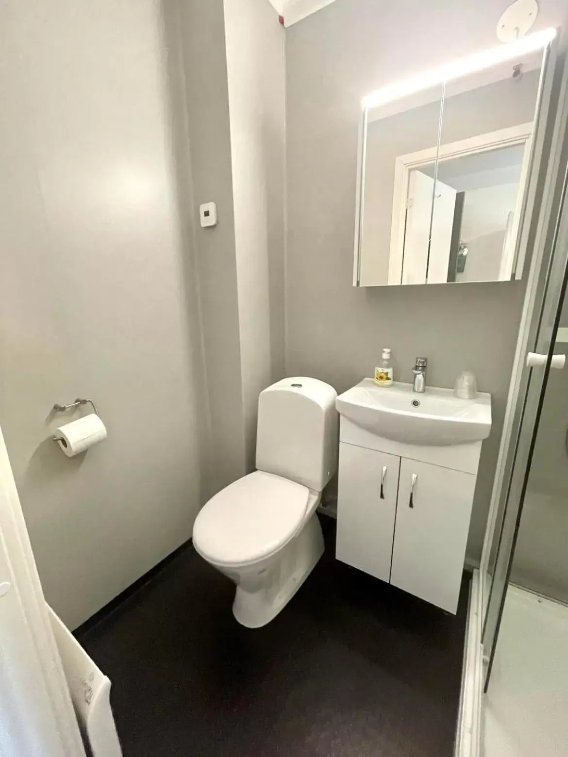 Budget Double Room - Building 2 in Marina Hotel Lofoten Budget Double Room - Building 2 in Marina Hotel Lofoten