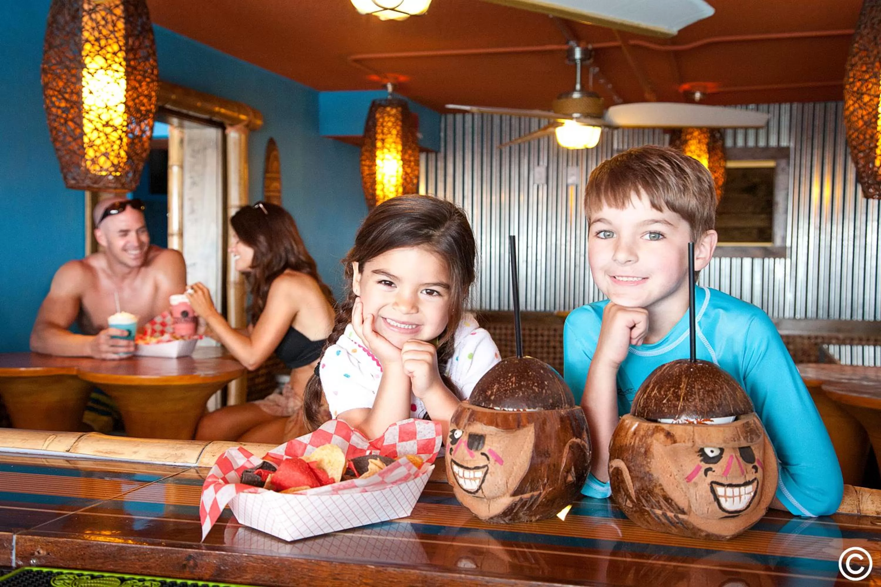 Restaurant/places to eat in Landmark Resort