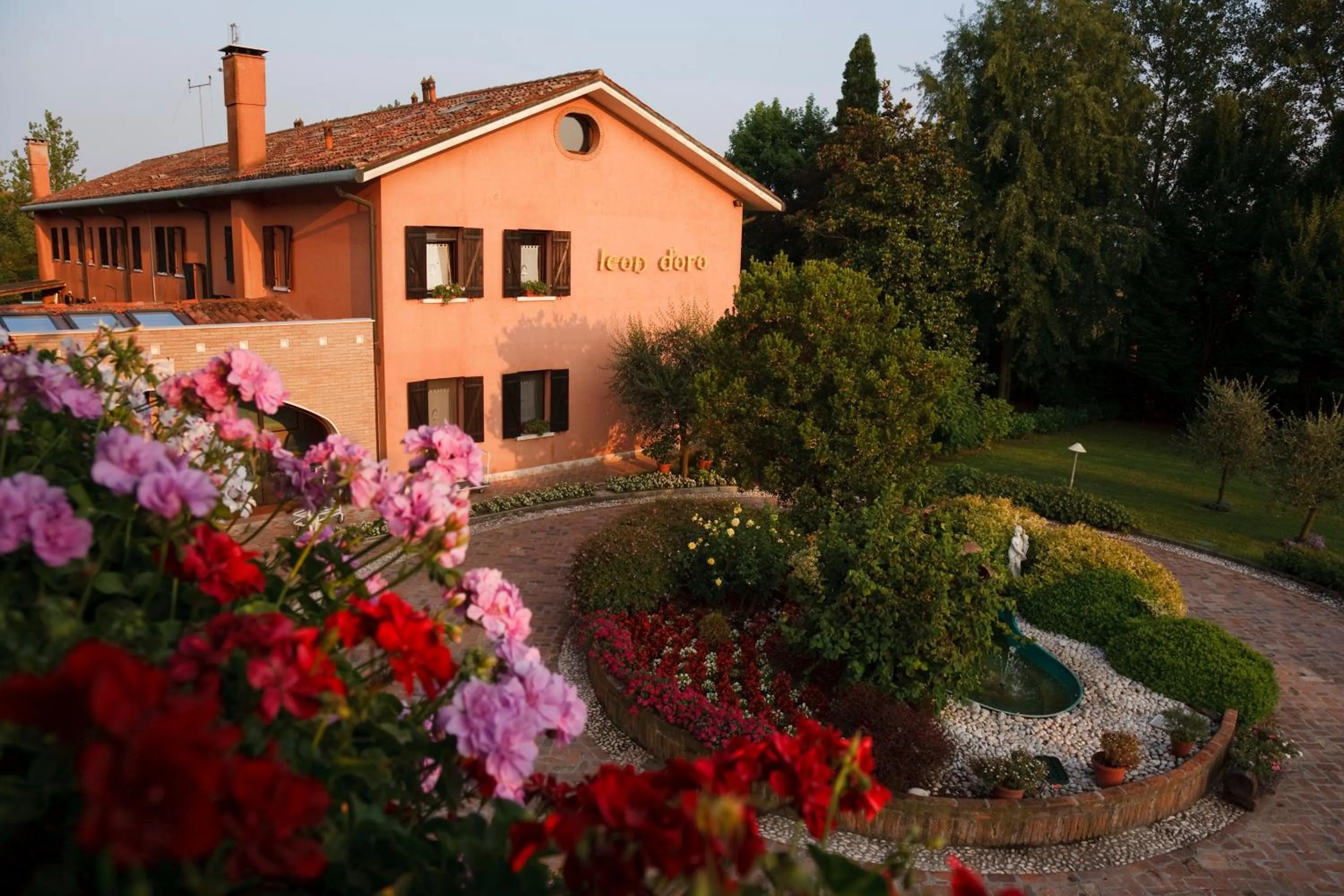 Property building in Relais Leon d'Oro