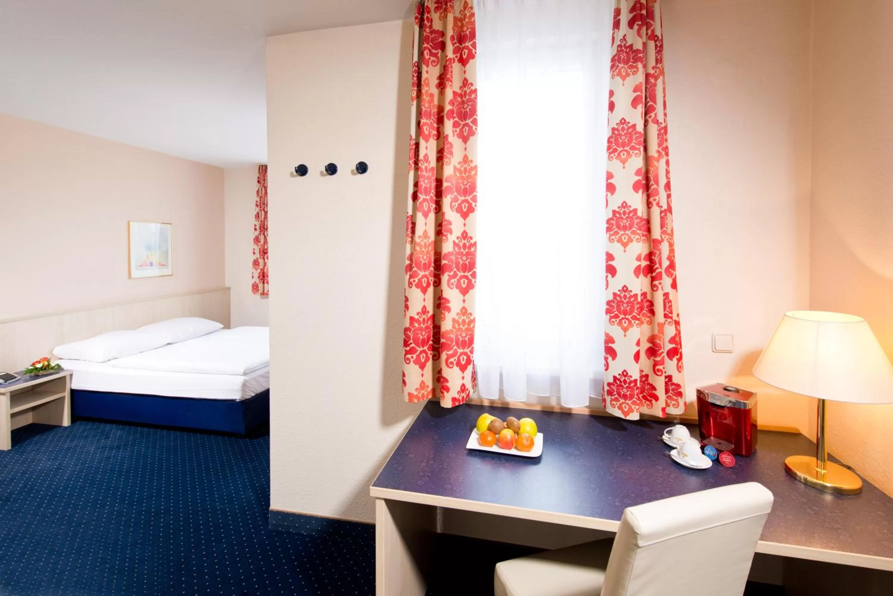 Photo of the whole room, Bed in ACHAT Hotel Leipzig Messe