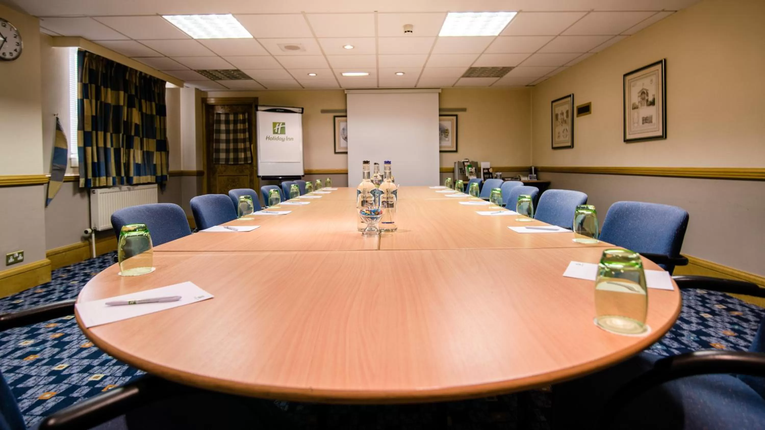Meeting/conference room in Holiday Inn Bolton Centre by IHG