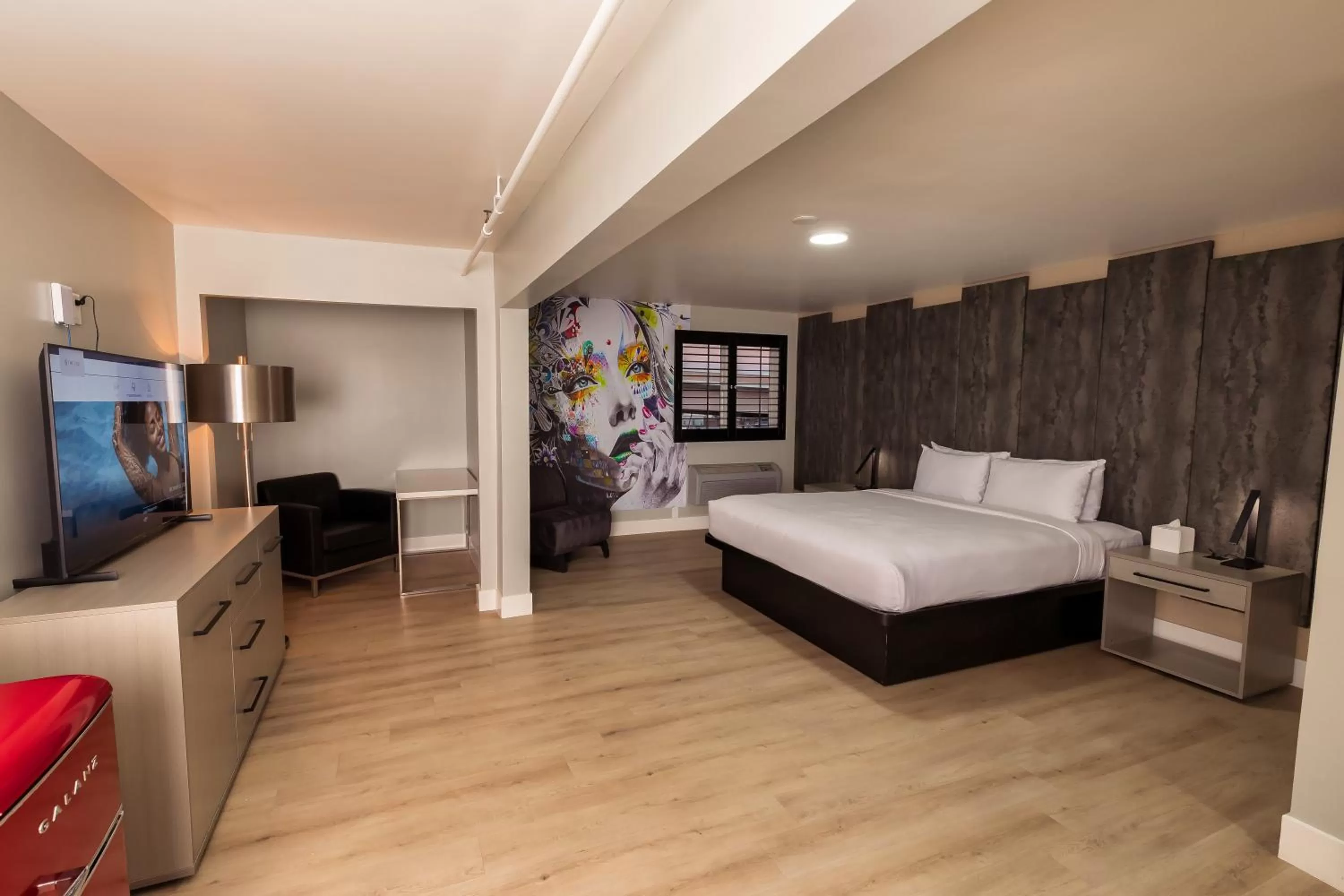 Seating area, Bed in The Lexi Las Vegas