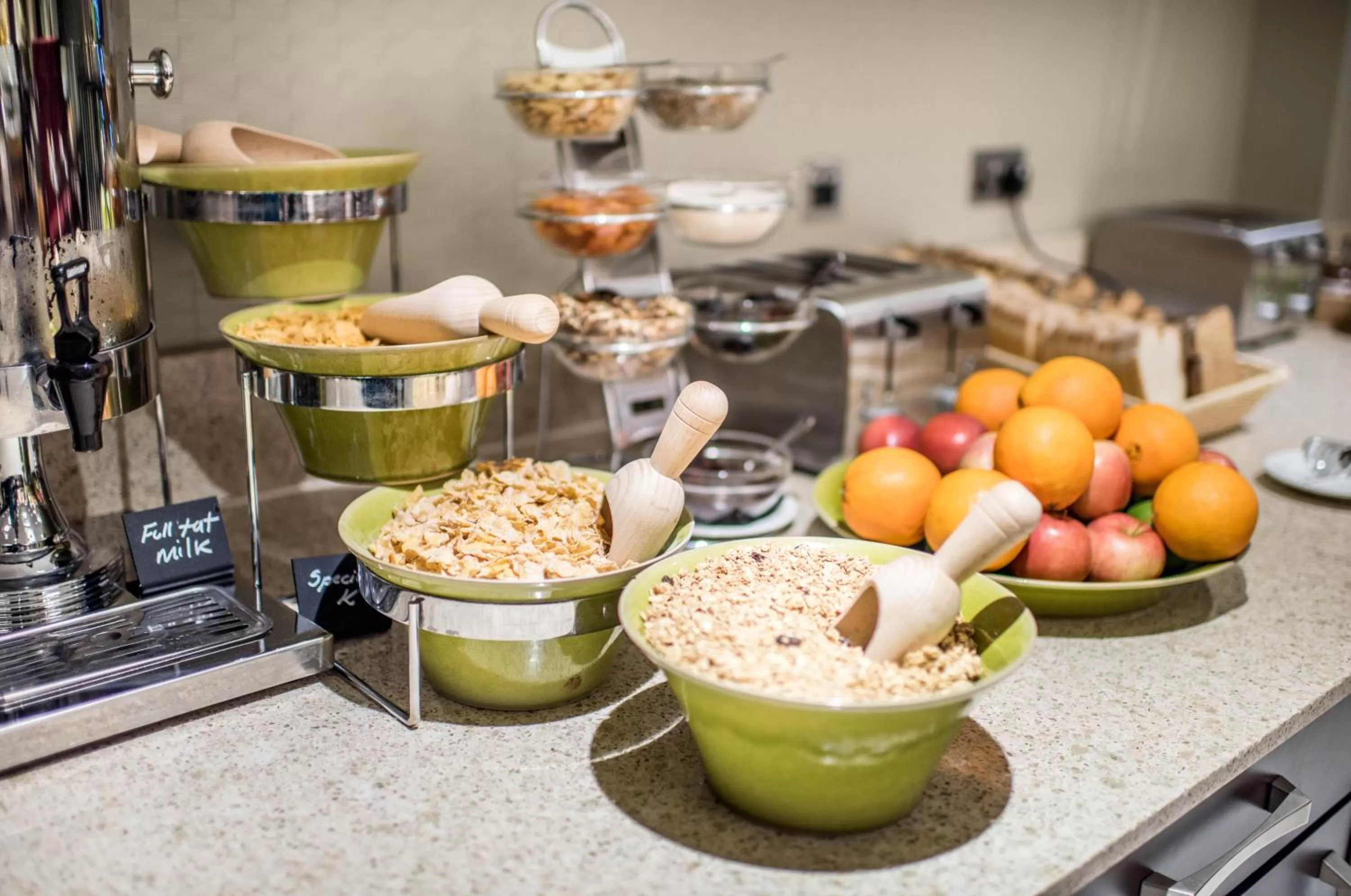 Breakfast in Holiday Inn London Kensington High St. by IHG