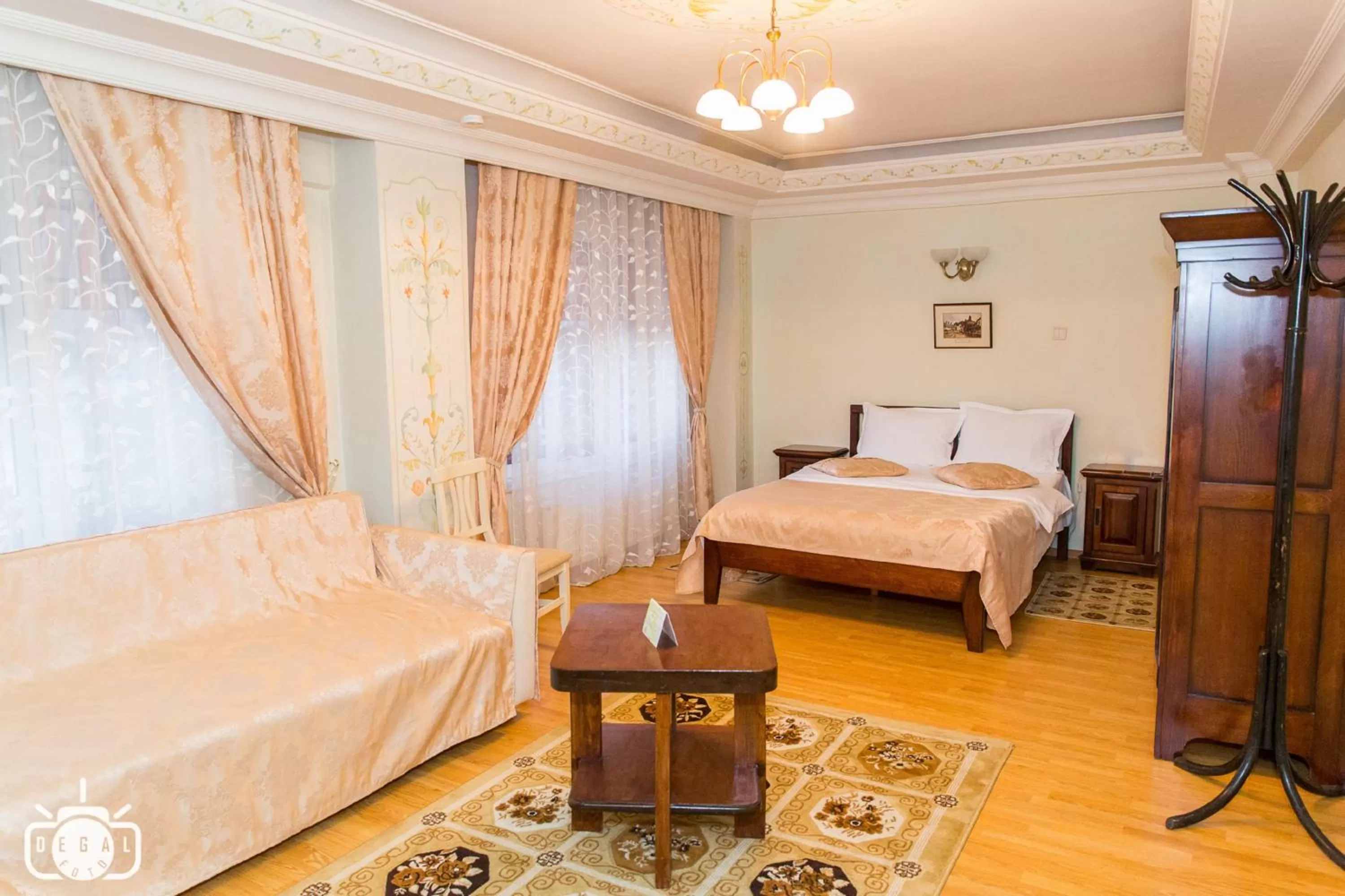 Photo of the whole room, Bed in Villa Tamara