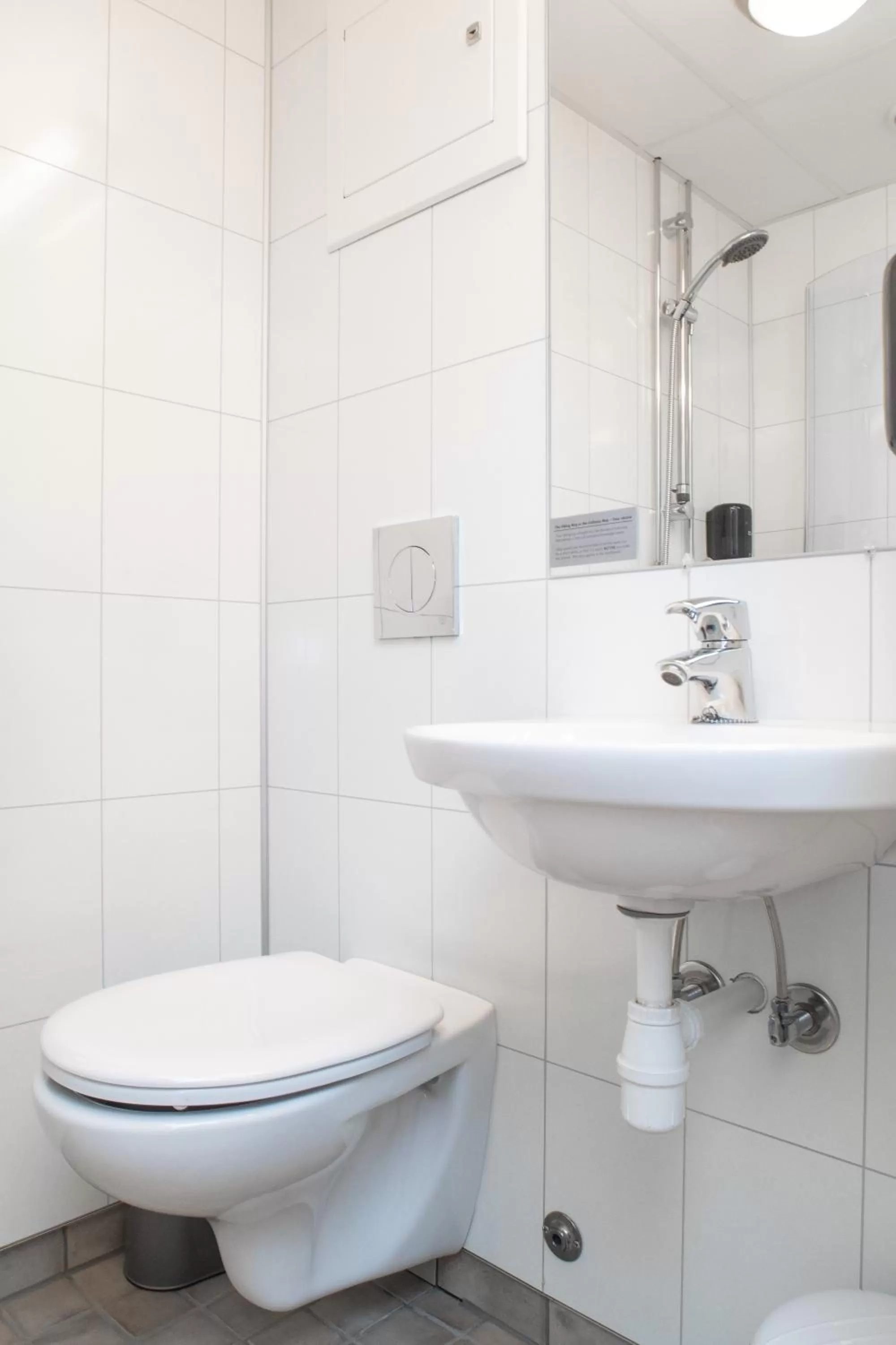 Toilet in Fast Hotel Svolvær