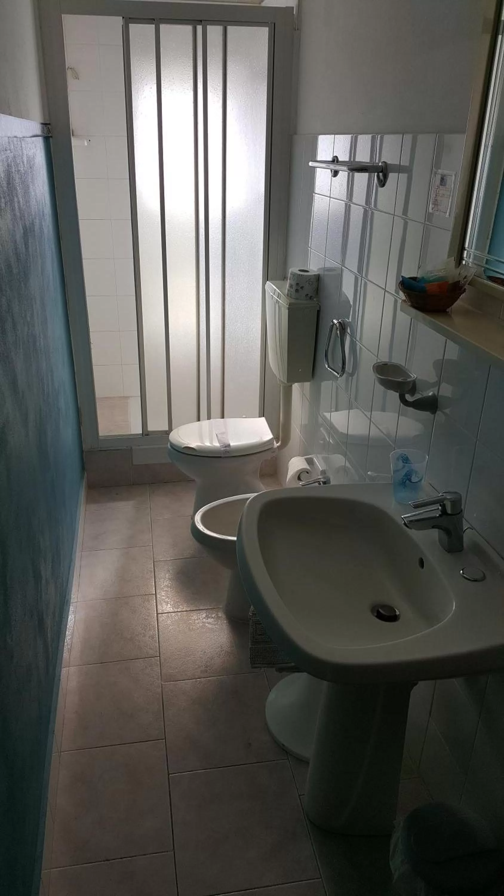 Shower in Hotel VILLA ITALIA B&B