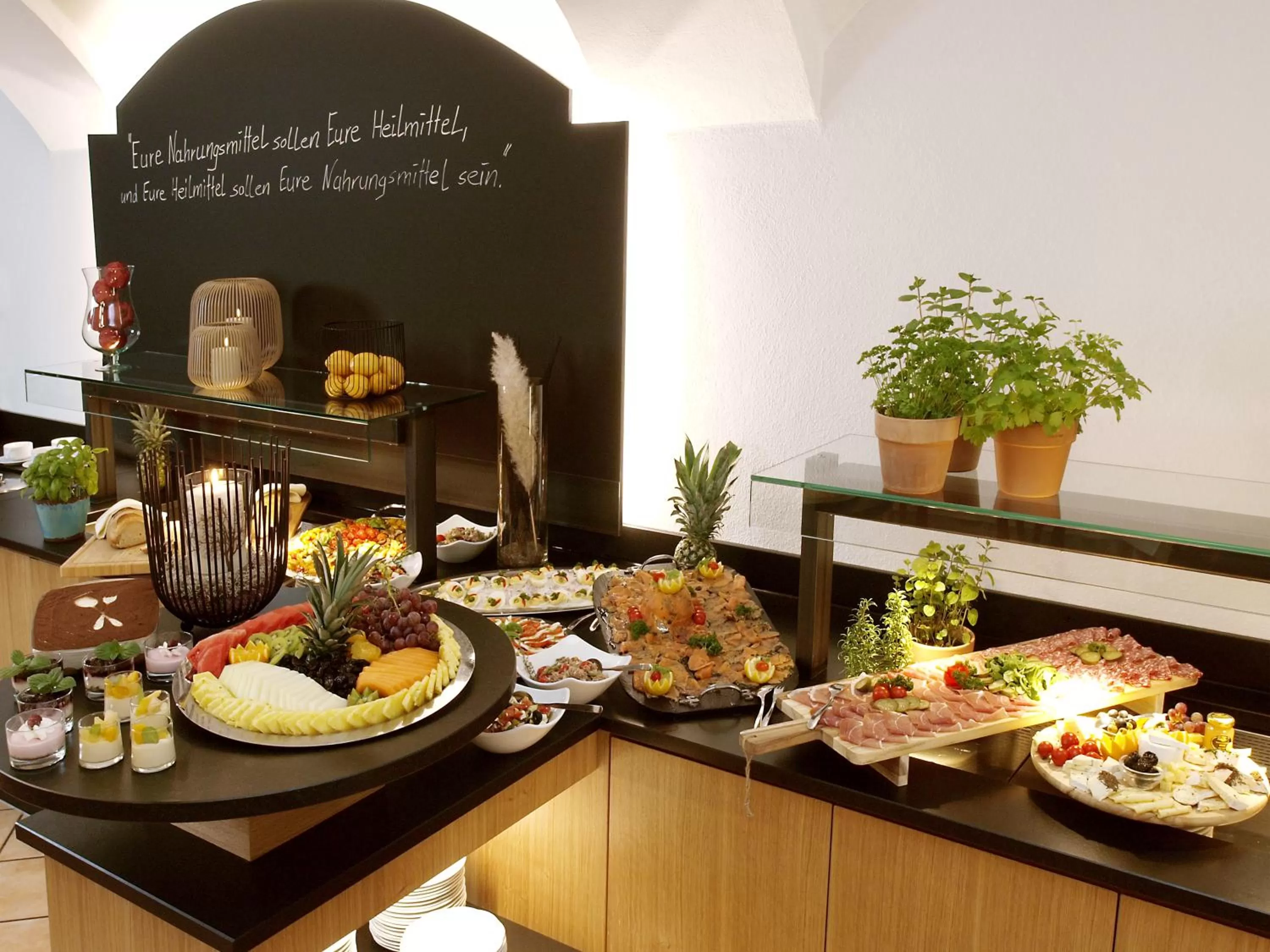 Restaurant/places to eat, Food in Hotel Restaurant Zum Goldenen Anker mit Hallenbad