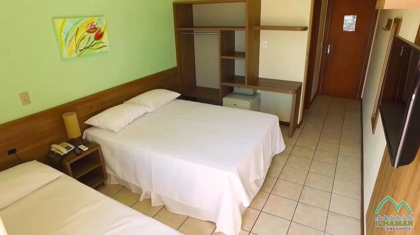 Bed in Ilhamar Canas Hotel