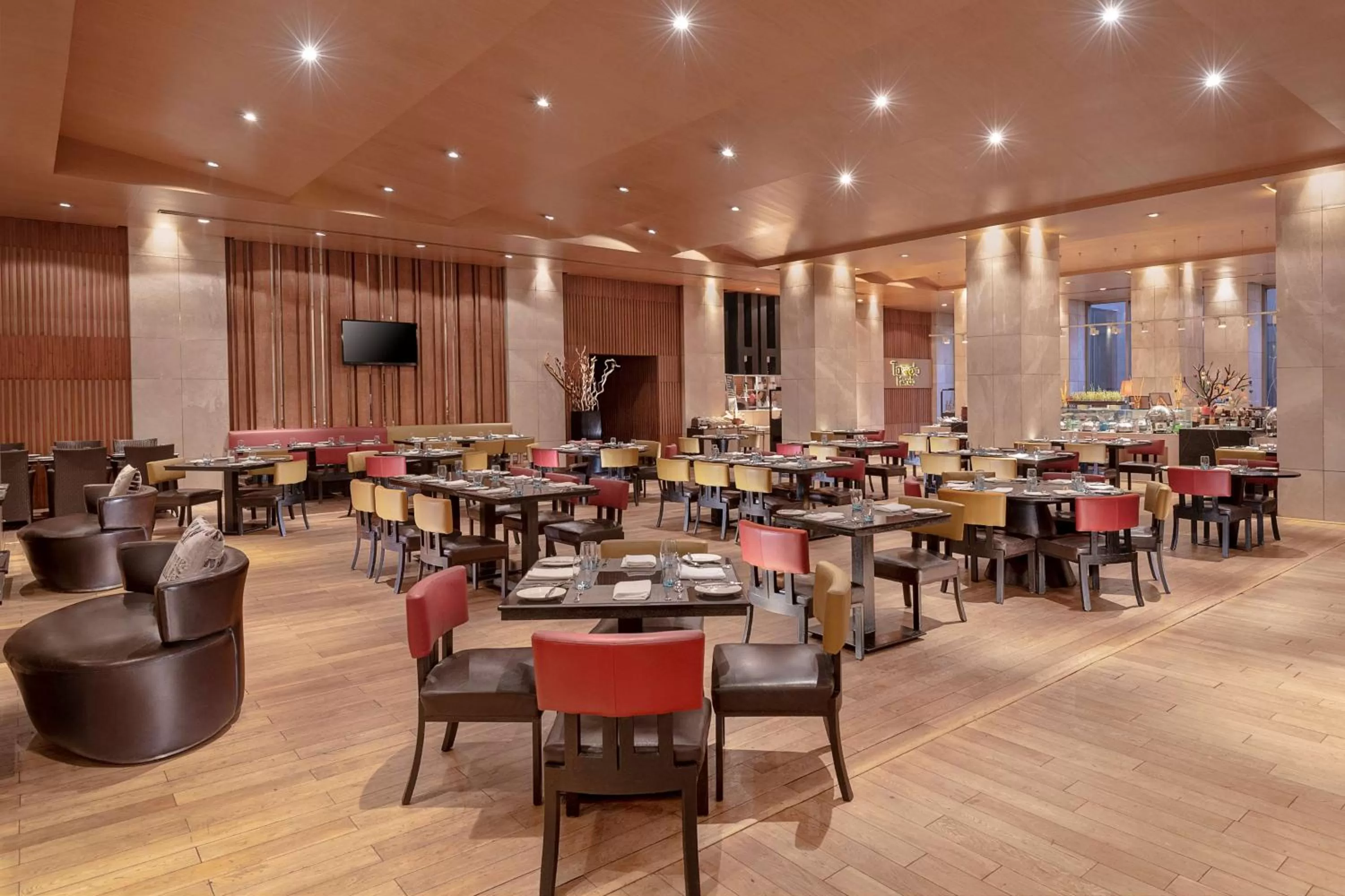 Restaurant/places to eat in Radisson Blu Hotel Amritsar