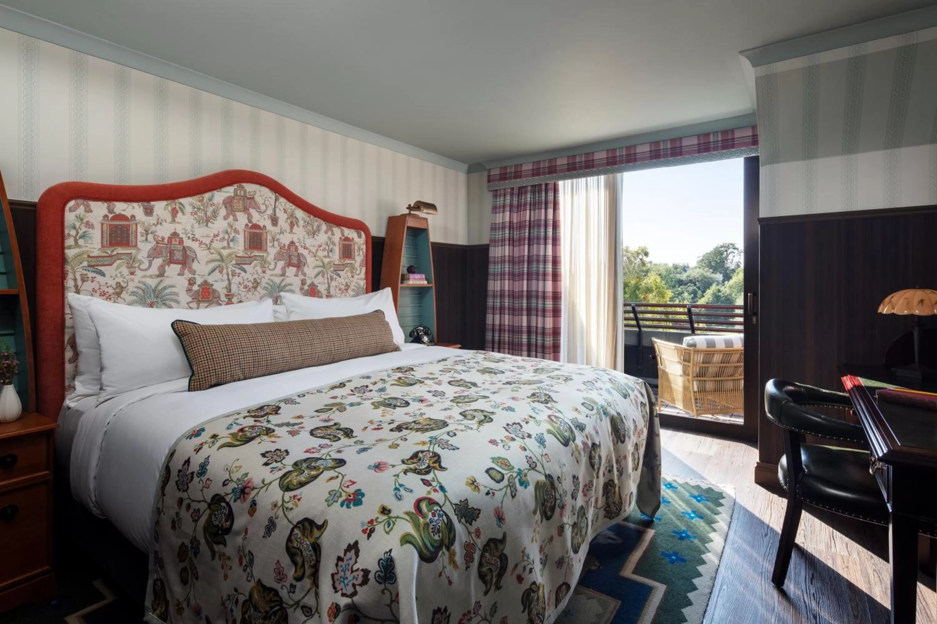 Bed in Graduate by Hilton Cambridge