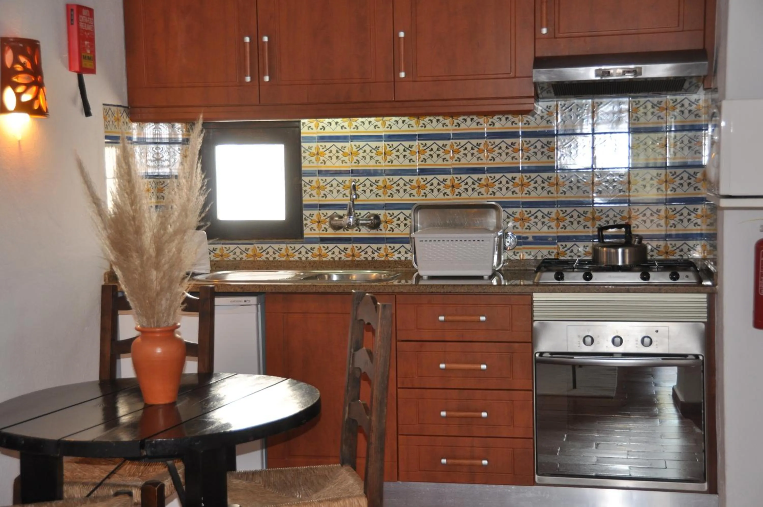 Kitchen or kitchenette in Pedras Da Rainha