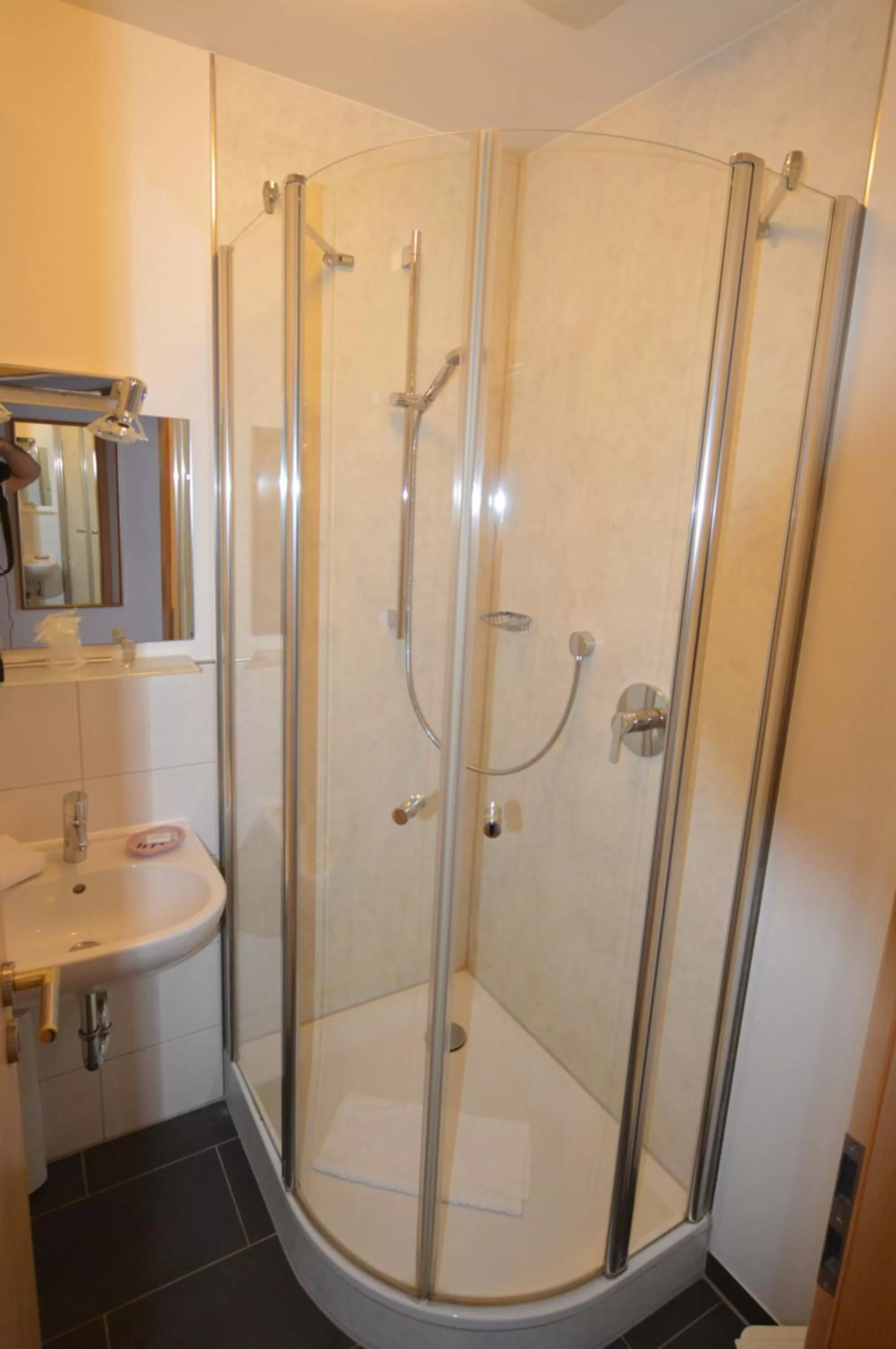 Bathroom in Aktivhotel Alter Kaiser