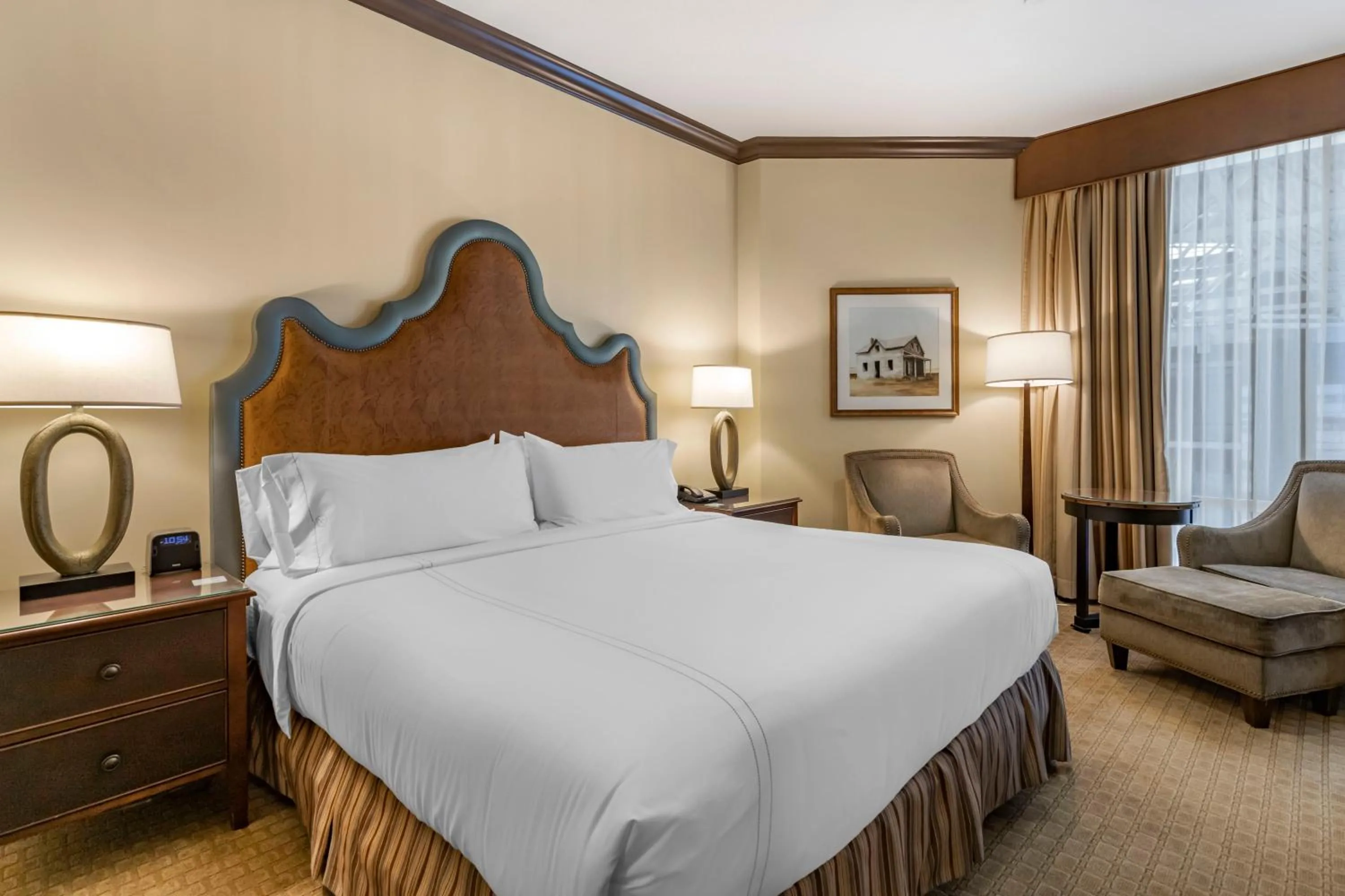 Photo of the whole room, Bed in Omni Austin Hotel Downtown