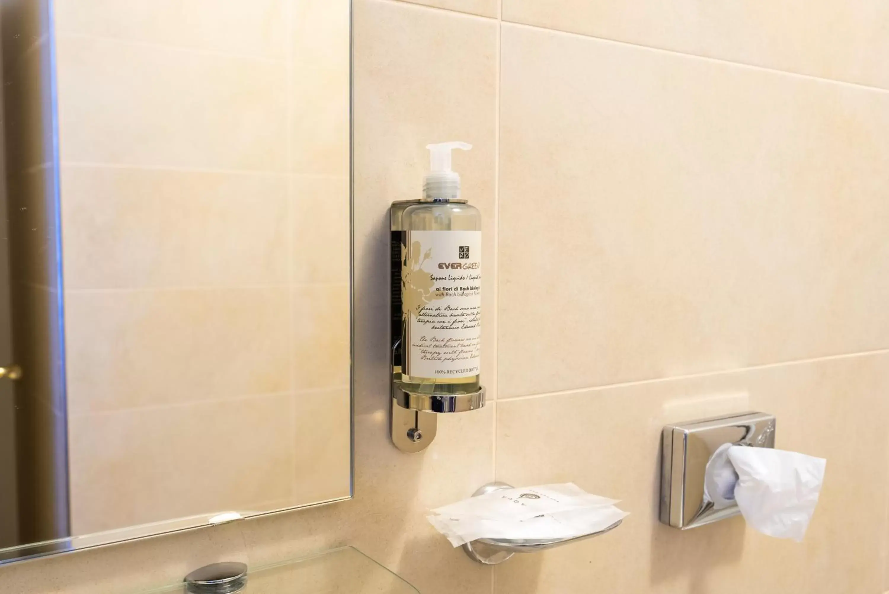 Standard Double or Twin Room in Hotel Como Standard Double or Twin Room in Hotel Como