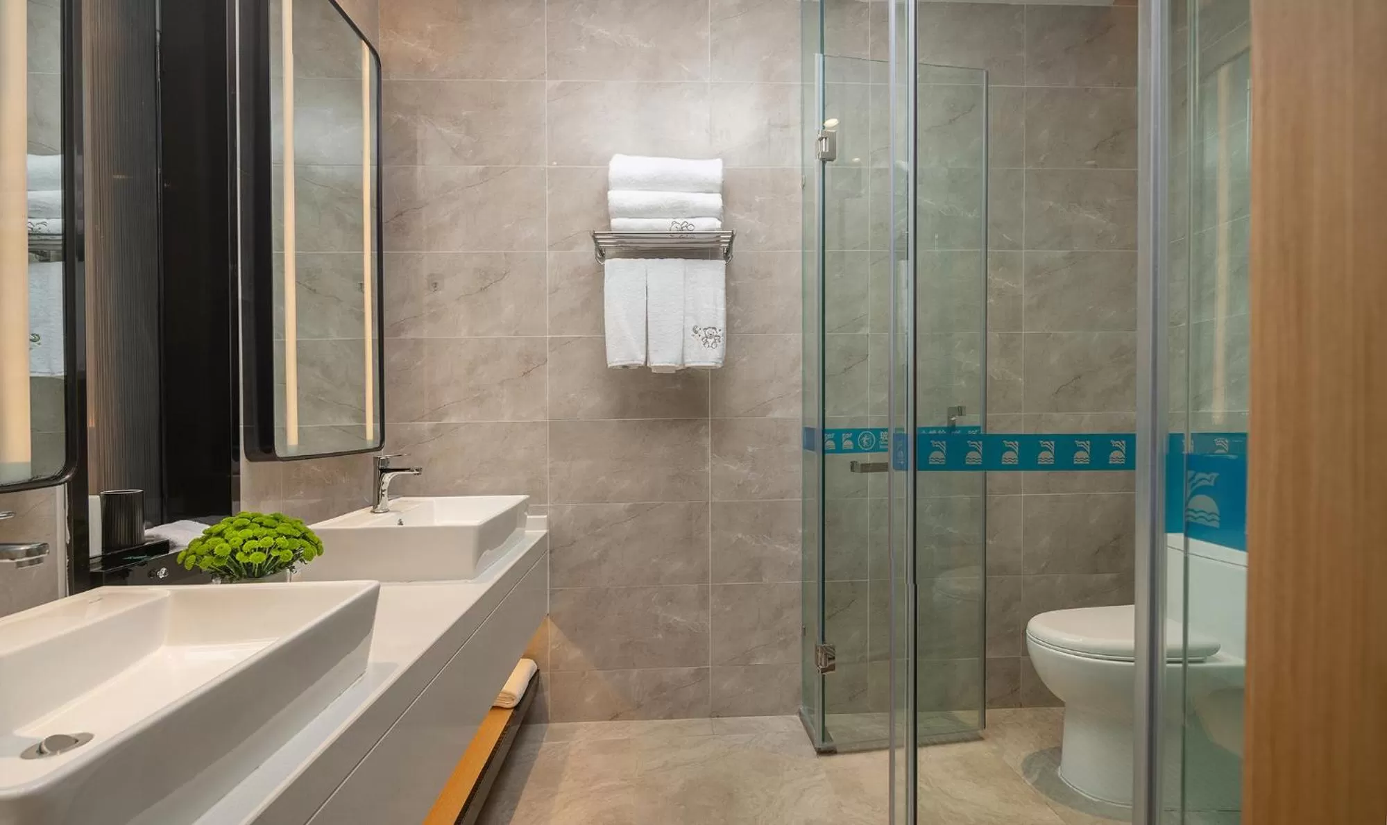 Bathroom in Sanya South China Hotel