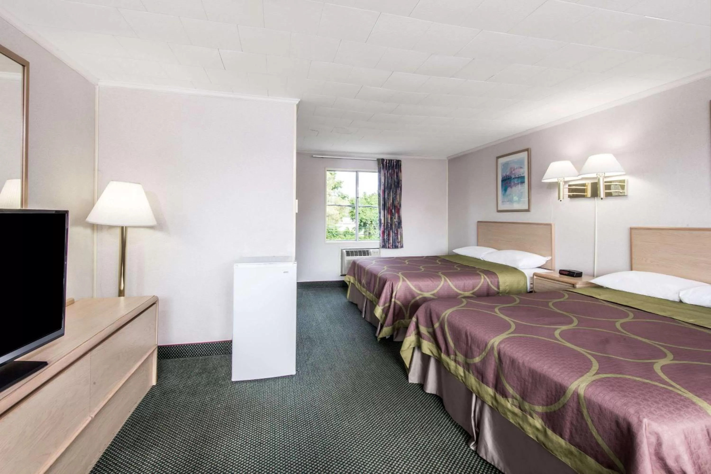 Photo of the whole room, Bed in Relax Inn Cape Cod West Yarmouth Hyannis