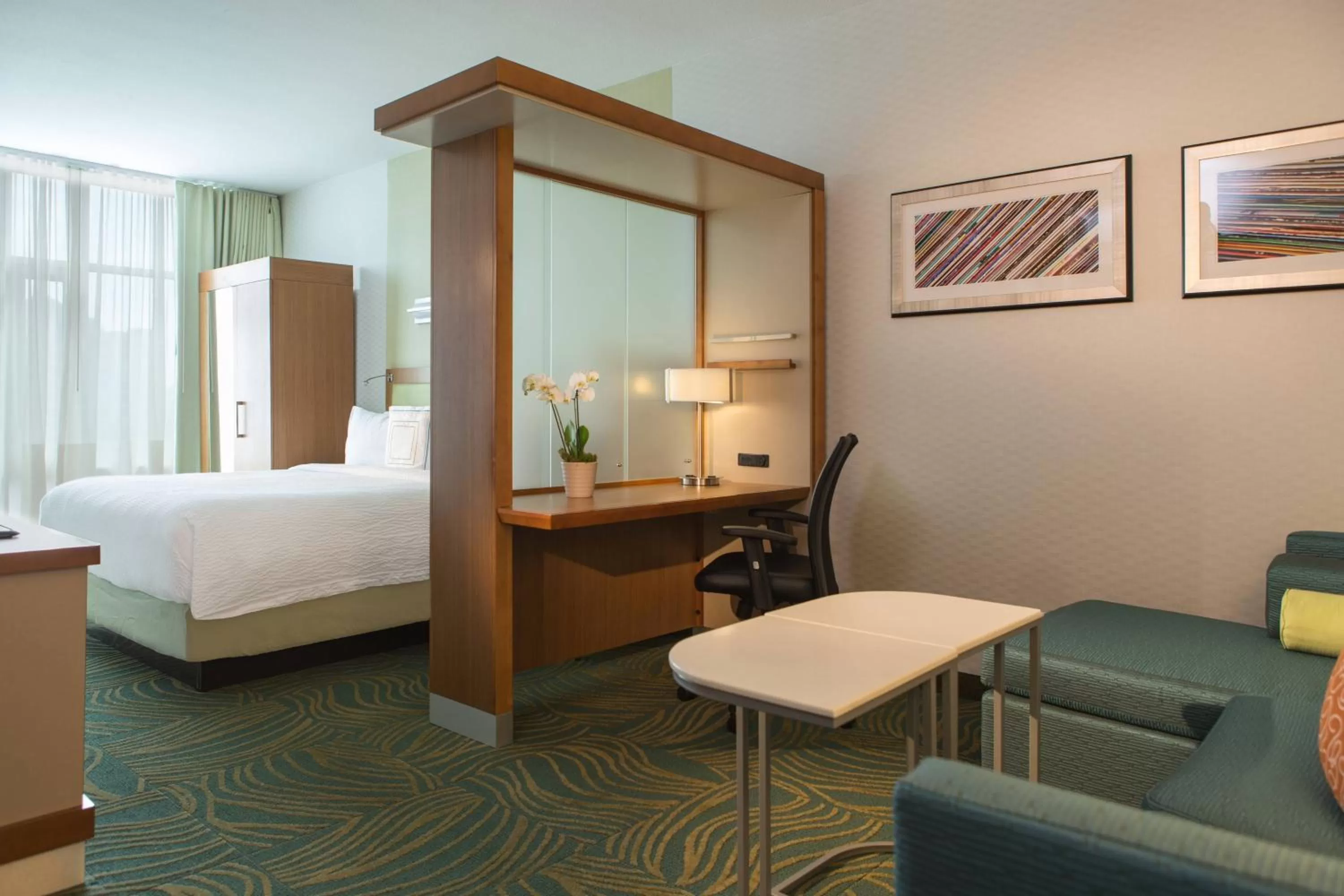 Photo of the whole room, Bed in SpringHill Suites by Marriott Nashville Vanderbilt/West End