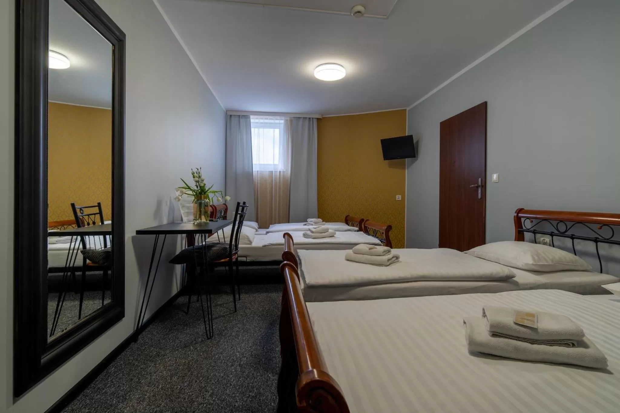 Photo of the whole room in Nowotel Stop and Sleep