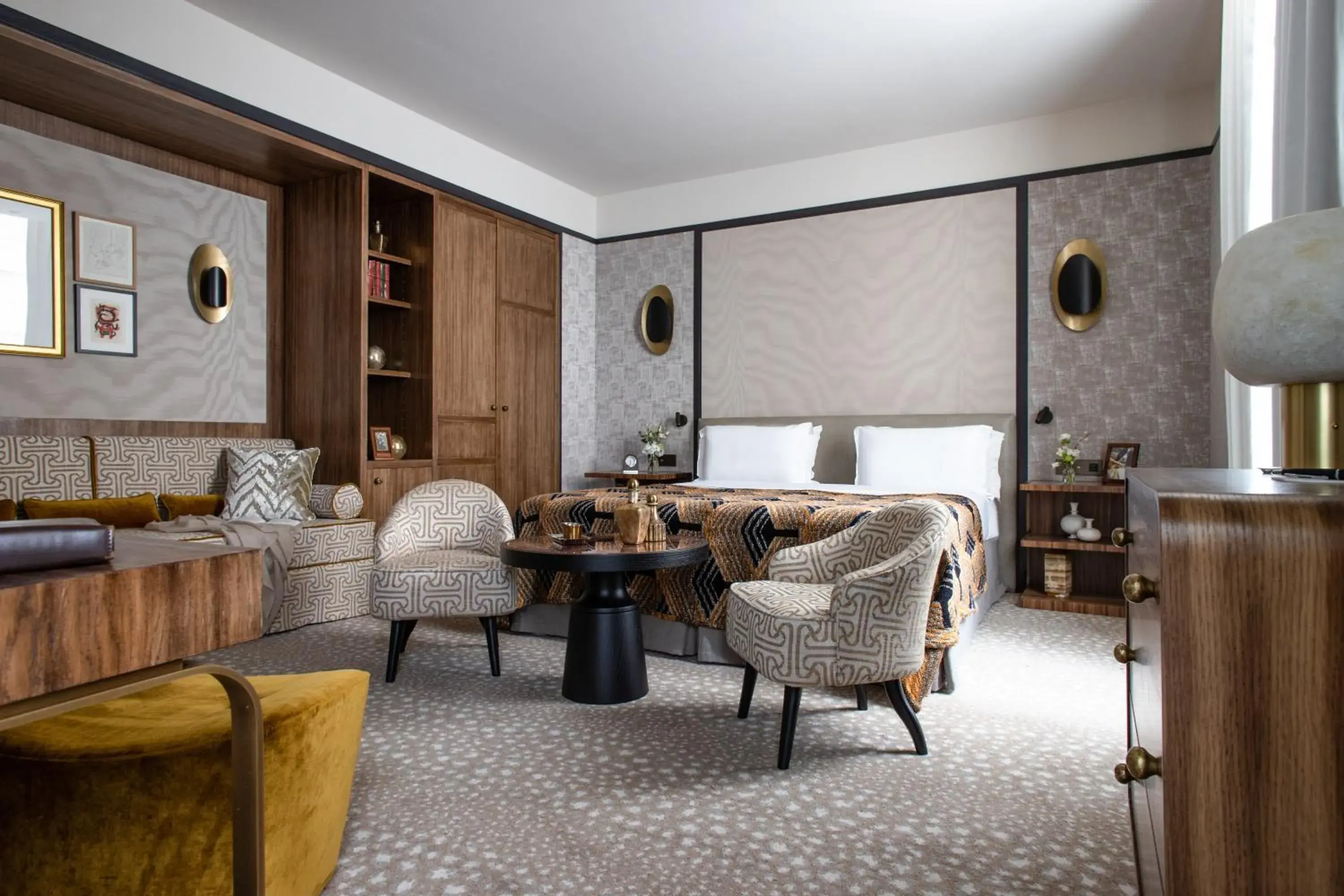 Executive Double or Twin Room Club in Esprit Saint Germain Executive Double or Twin Room Club in Esprit Saint Germain