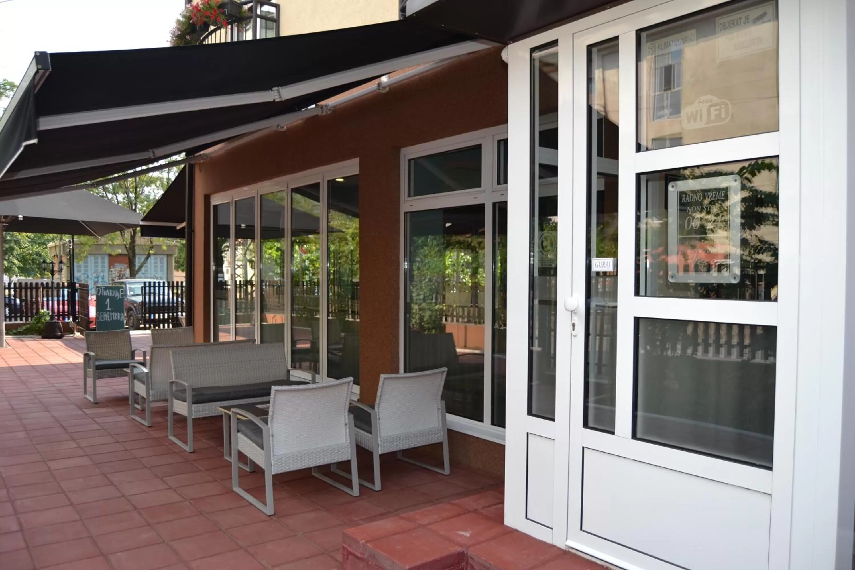 Entertainment in B&B Alex