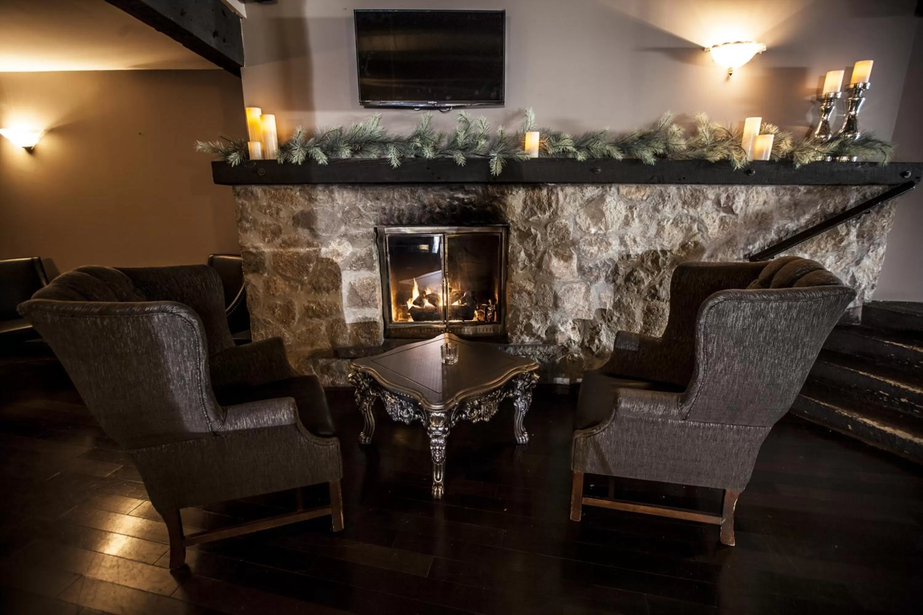 Lounge or bar in Old Stone Inn Boutique Hotel