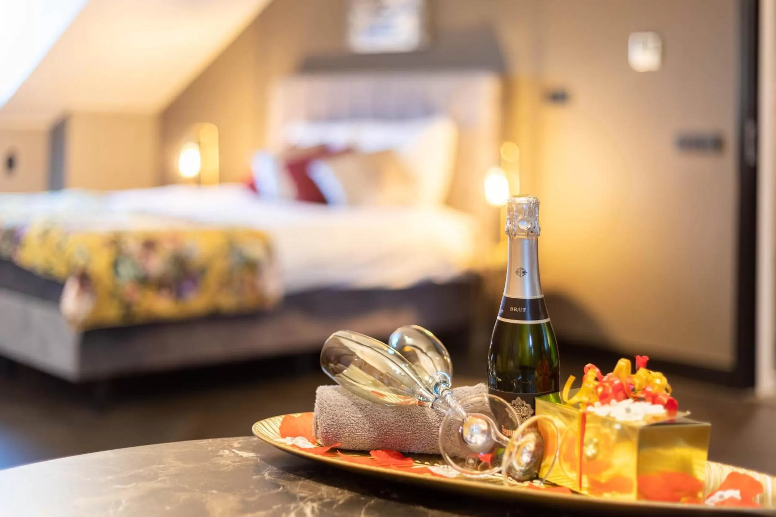 Bedroom, Bed in Heuvelsuites